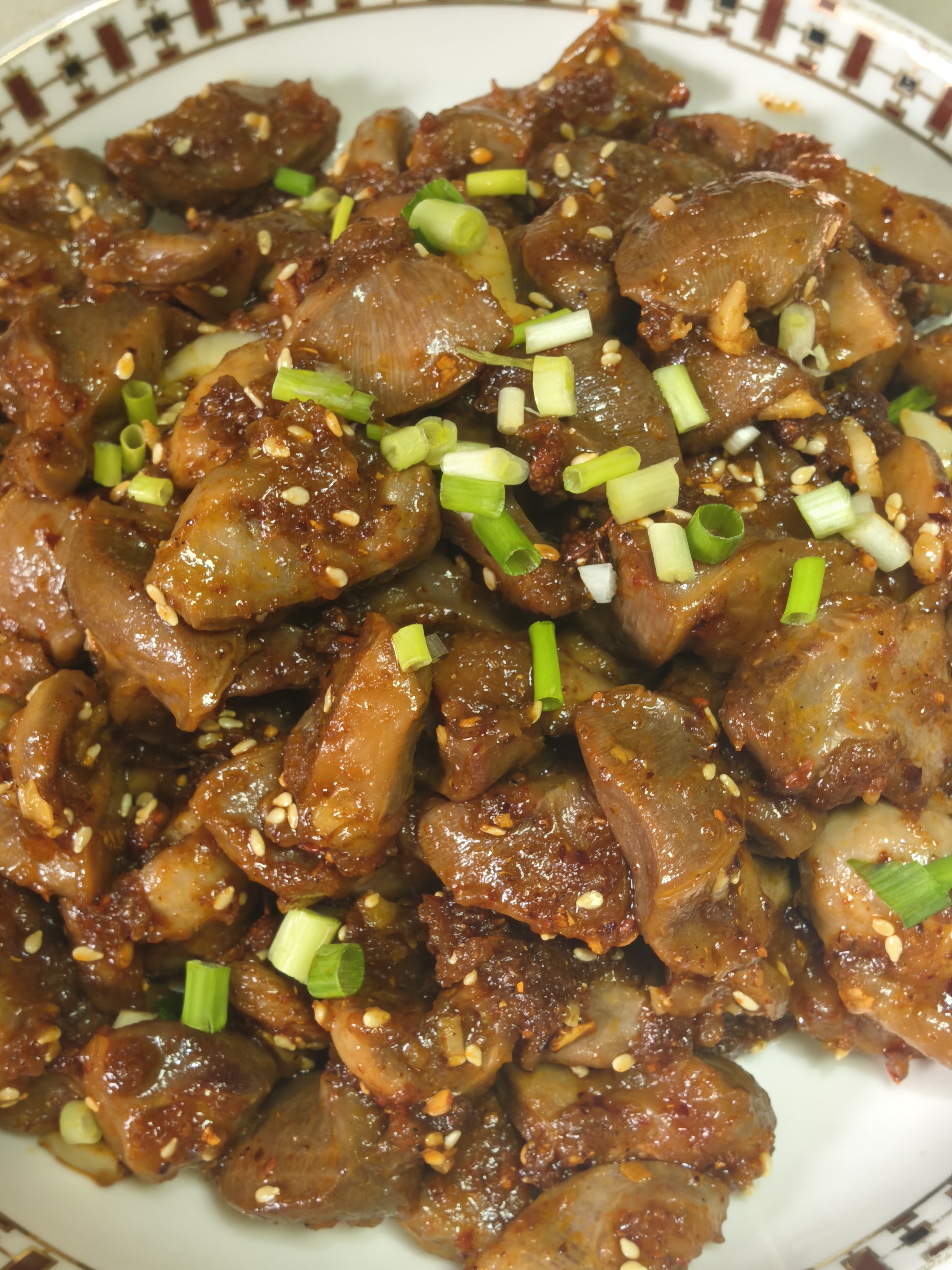 解锁鸡胗的特色吃法"酒鬼鸡胗",劲道q弹,香辣脆爽,吃一口就停不下来.