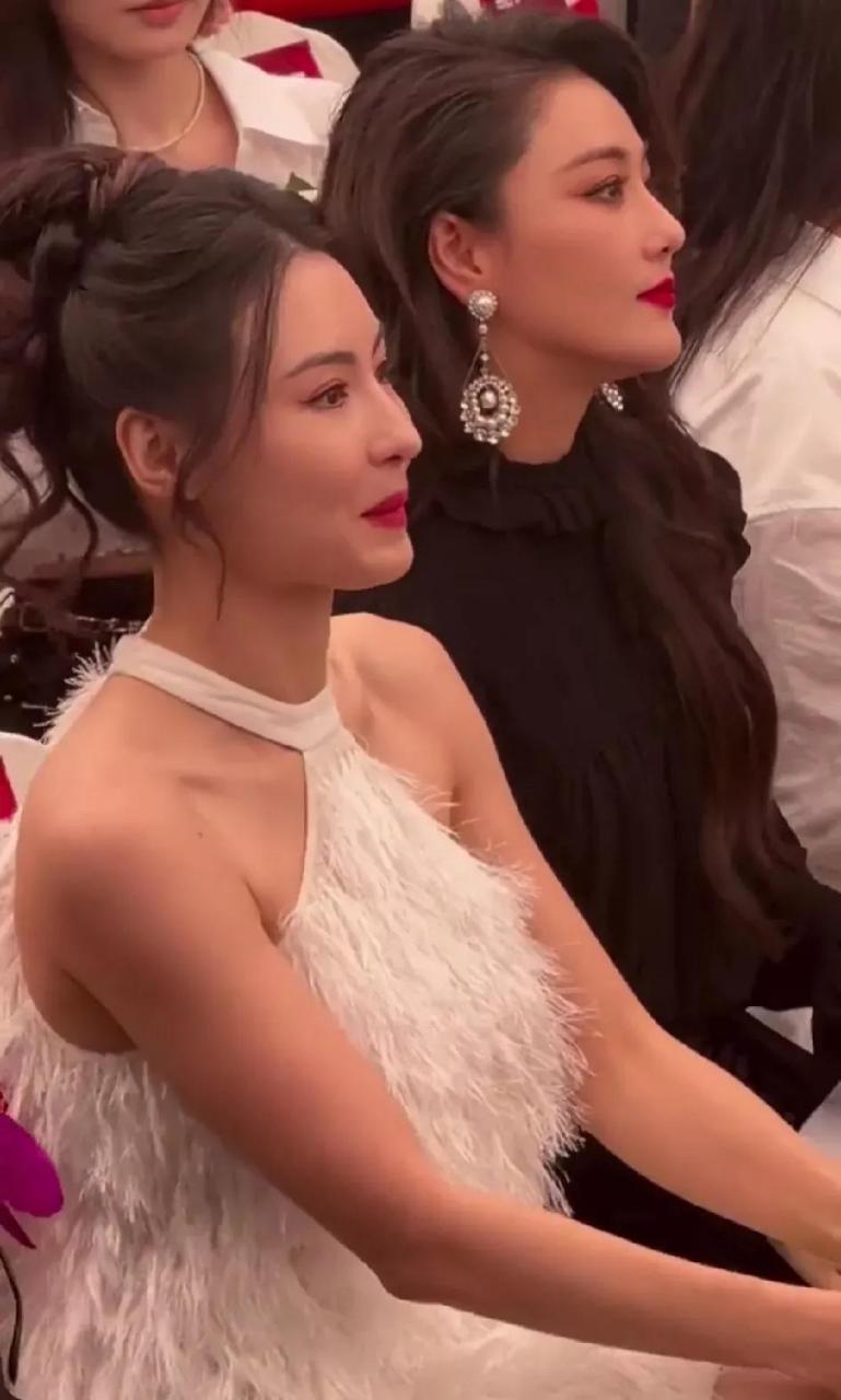 张柏芝张馨予同框好养眼