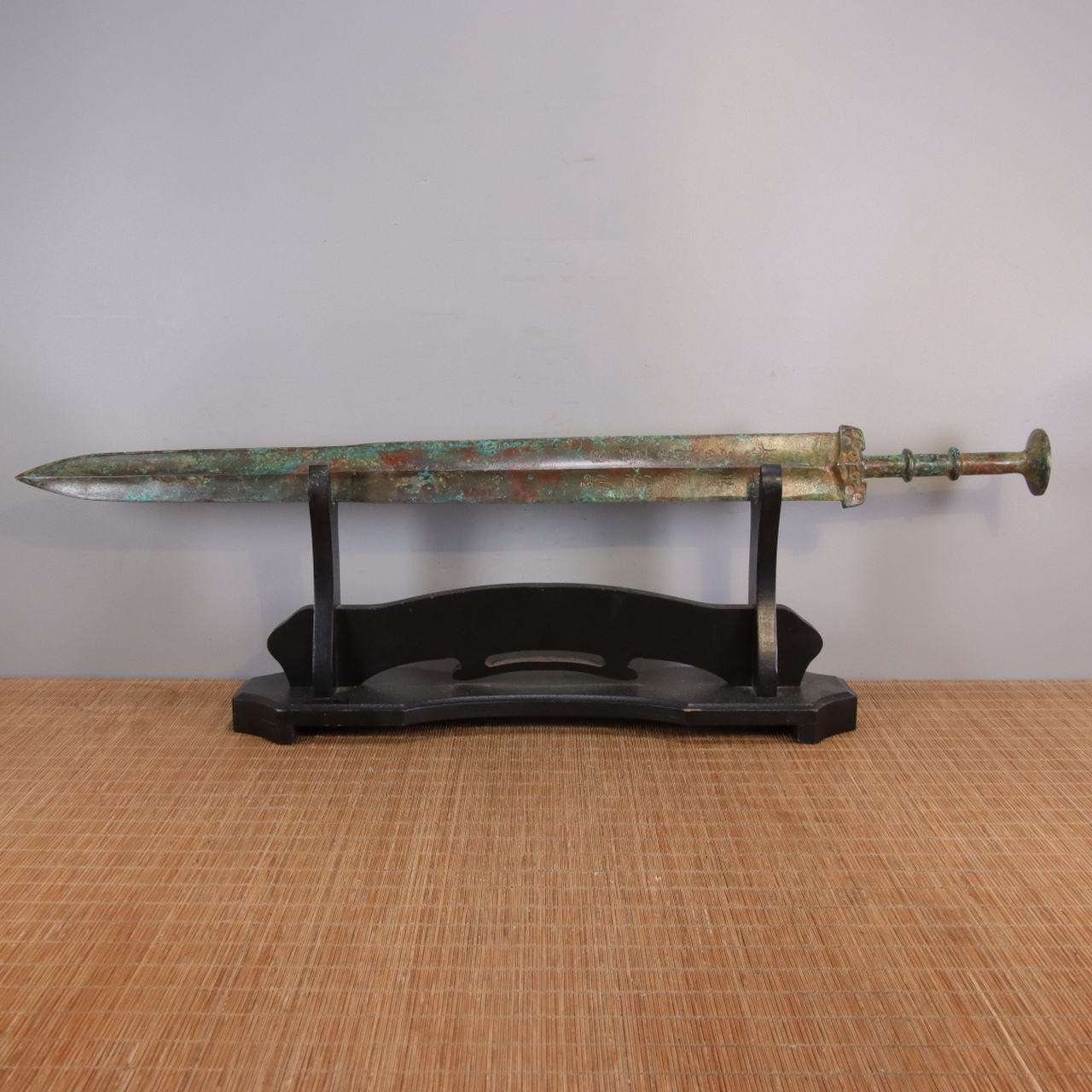 战国时期——青铜竹节剑长64.5cm