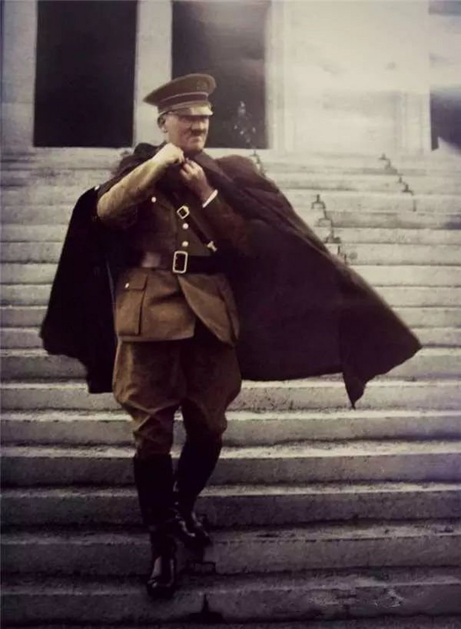 纳粹帅哥来一波