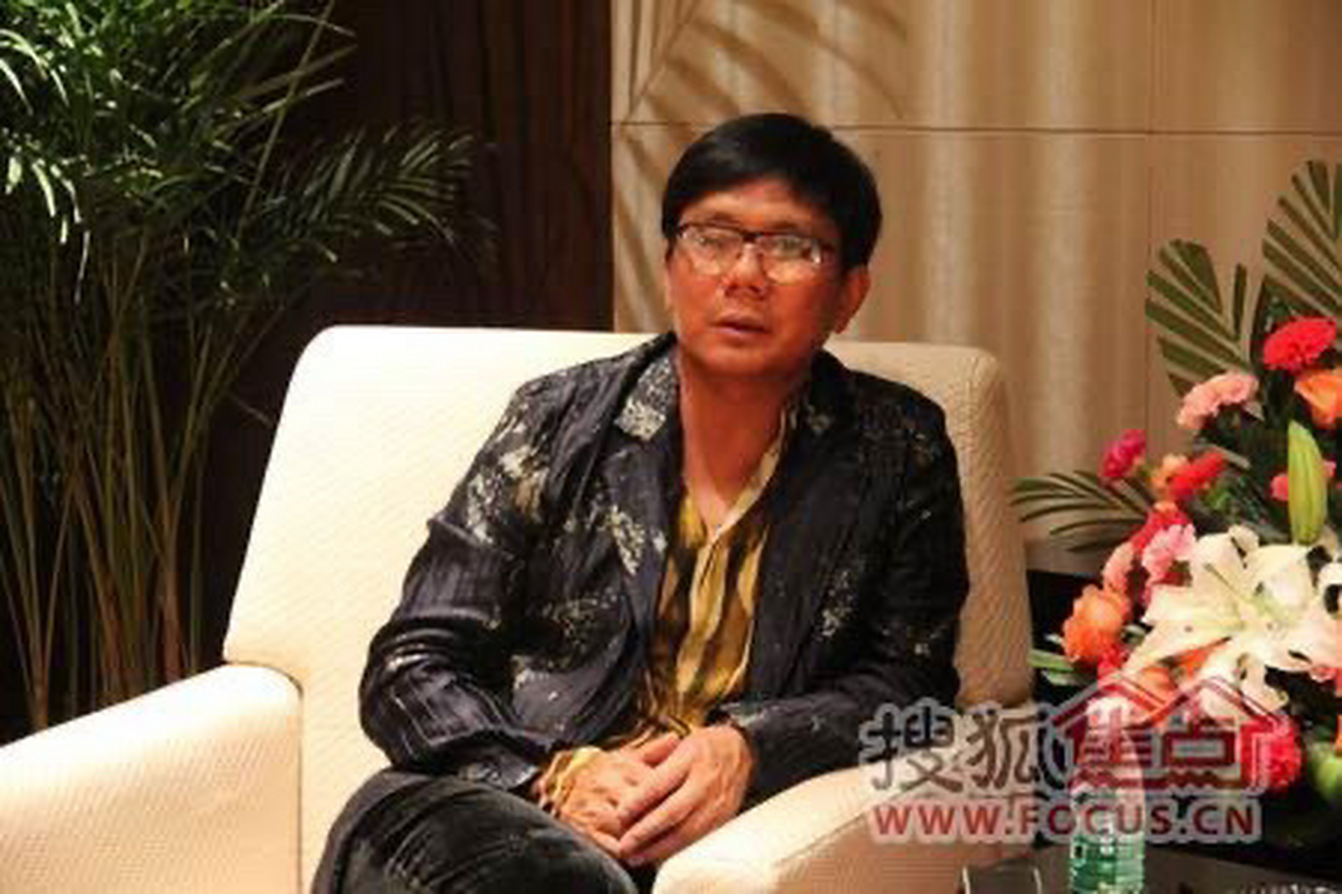 "海南省三亚市首富 ""海天盛筵鸿洲江山集团董事长王大富" 欺骗诱导