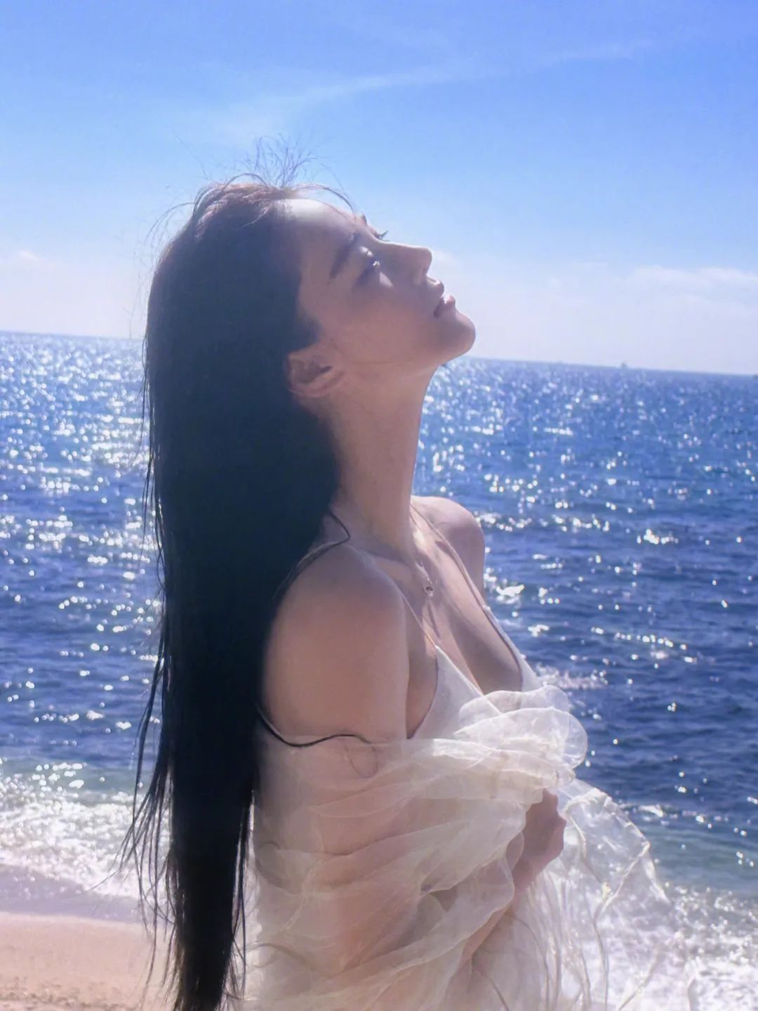 结婚4年,张馨予从满身黑料逆袭为最美军嫂  前段时间,张馨予在微博上