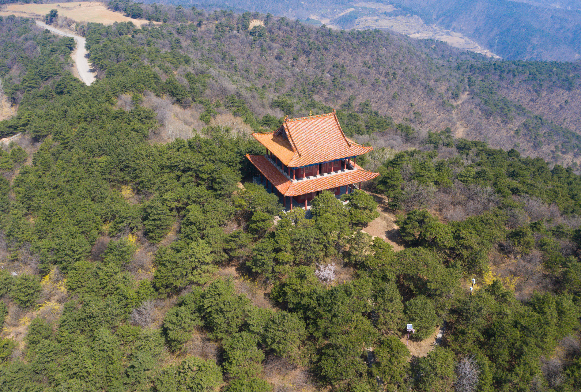 山西乡宁峰岭景区 四月旅行,遇见山西乡宁.