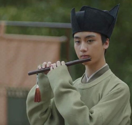 影视剧中的太监形象十分复杂,有像梁怀吉一样的翩翩少年,甚至与公主暗