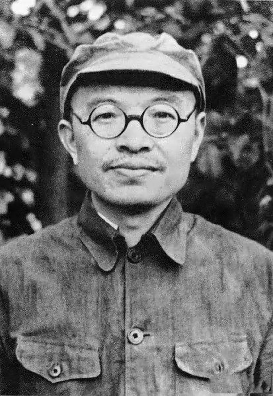 1972年,张虹生去广东肇庆探望张闻天,当时张闻天和妻子的身体都不好