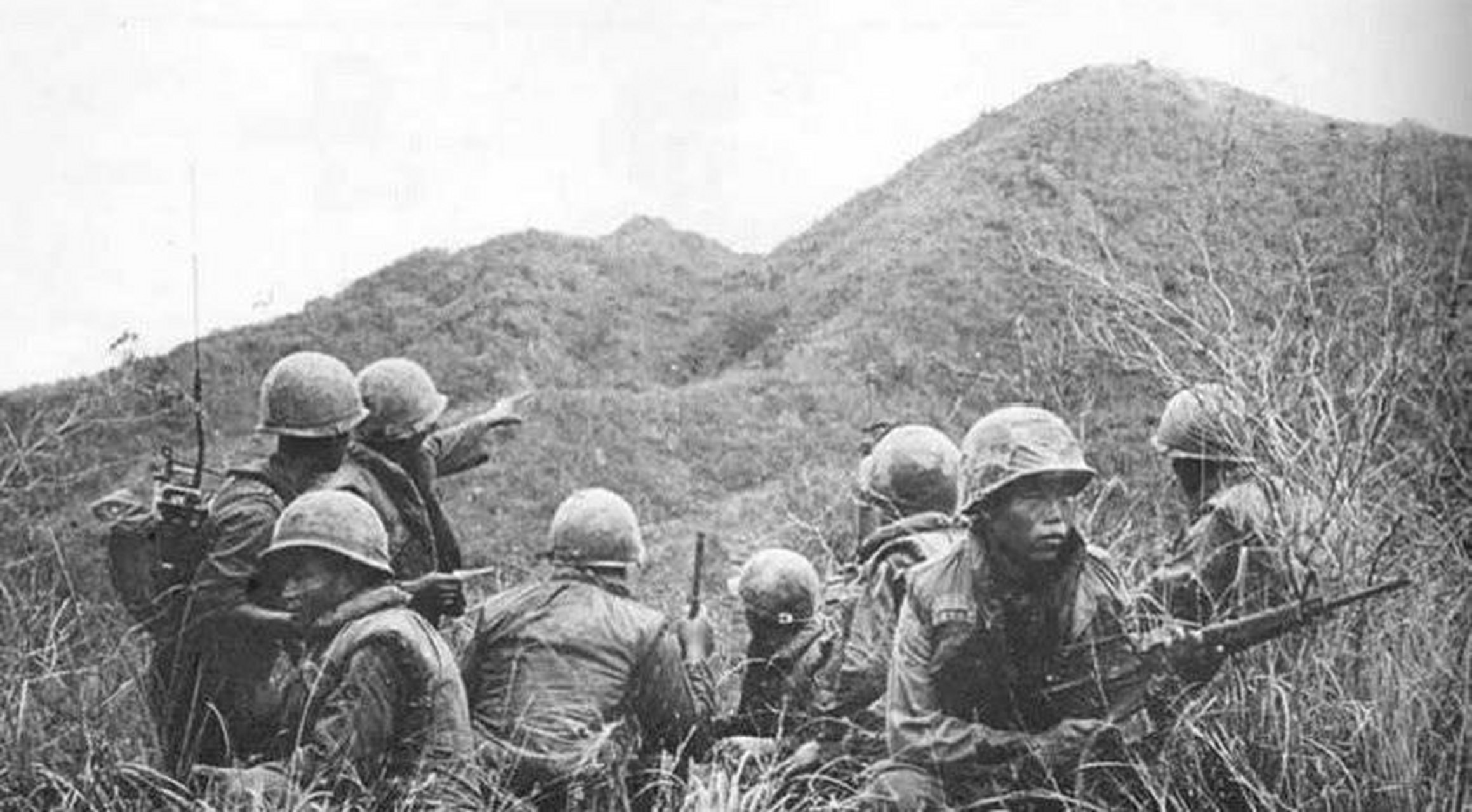 1970年的韩国白马师,此时他们终于换装比较先进的m-16突击步枪 第二年