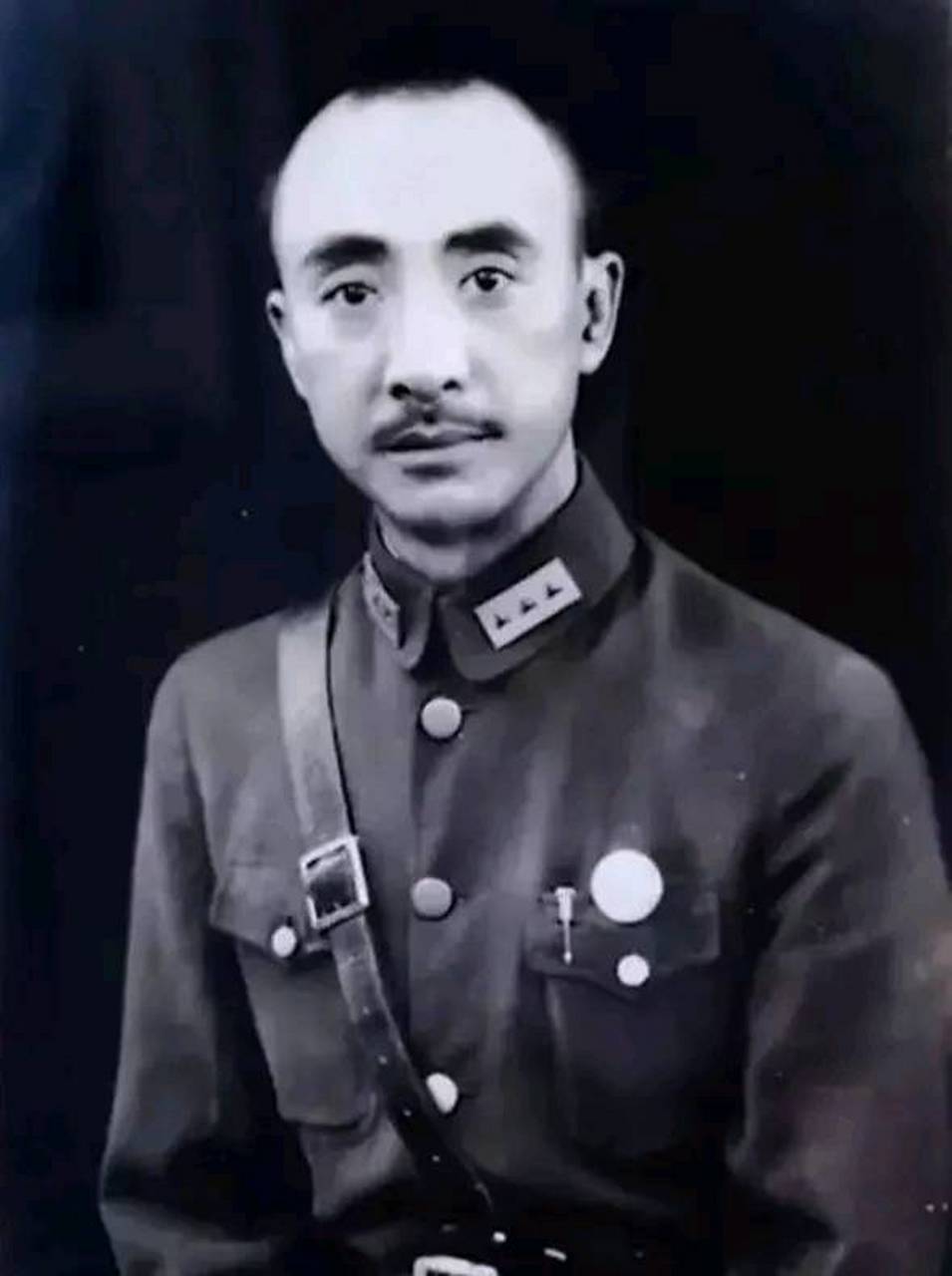 董宋珩是国军中将,1949年时,任国民党川陕绥靖公署副主任.