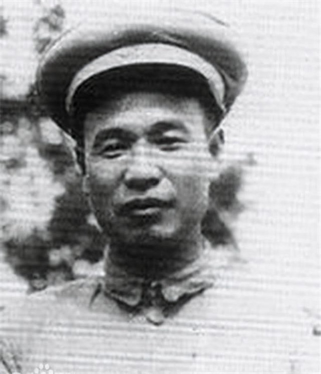 1928年杨虎城送郝克俊去上海读大学,四年后参加革命,1929年郝克勇也到