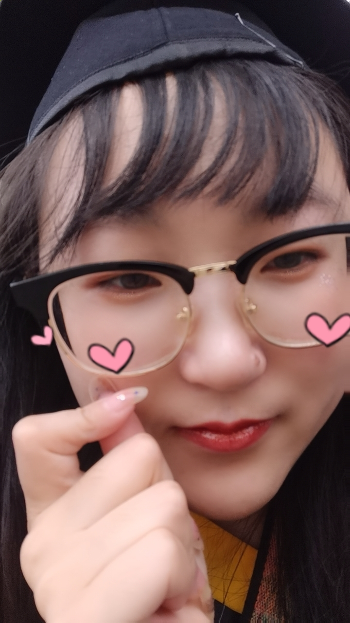 答辩结束,感谢老师的不为难,爱你呦~赵老师,刘老师,李老师(女),李老师