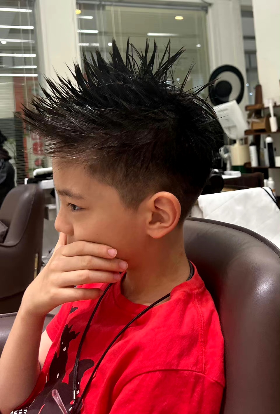 嗯哼长的比他爸杜江还帅