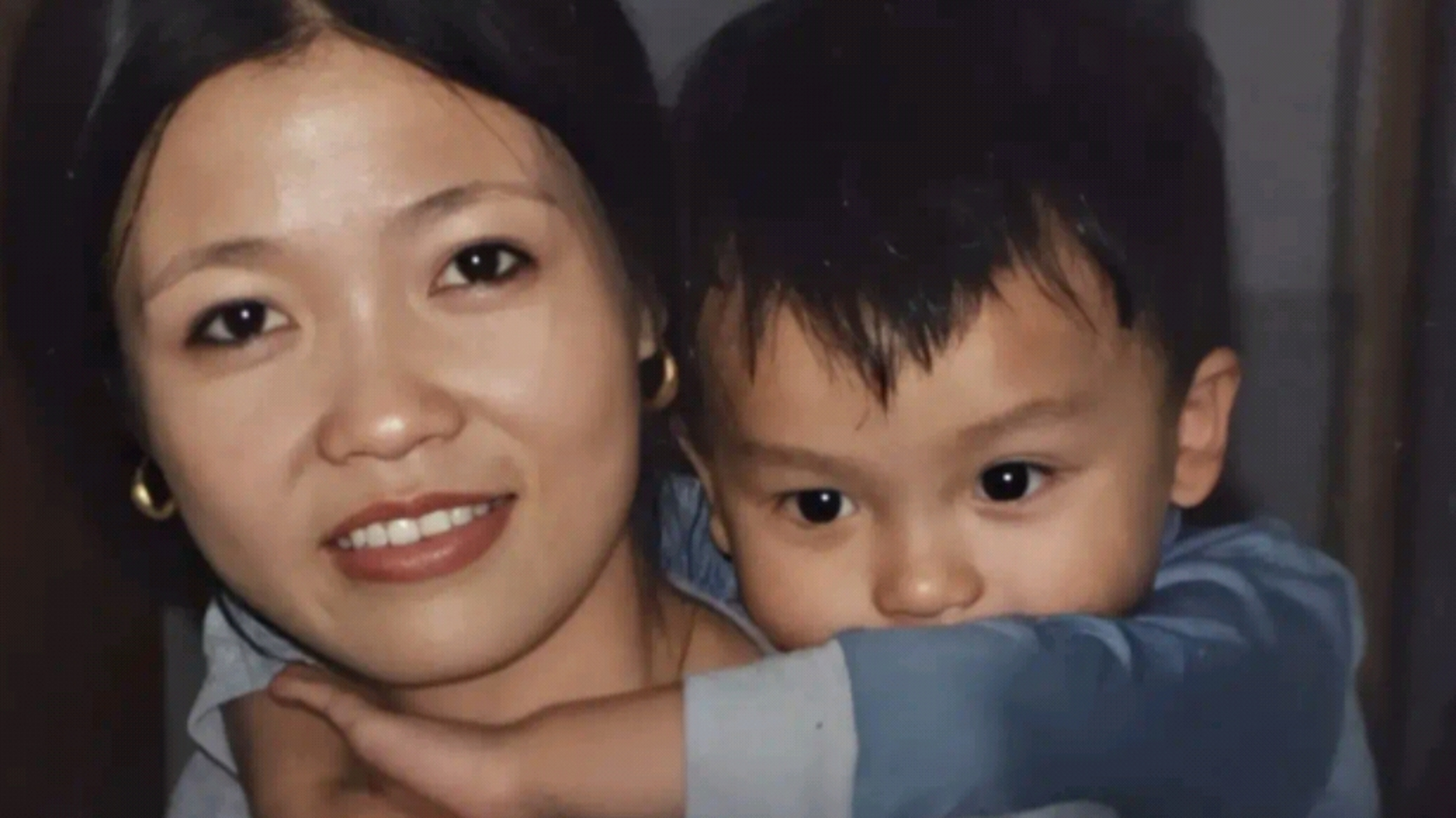 王磊妈妈唐蔚华:寻王磊男,95年出生于上海,99年被拐