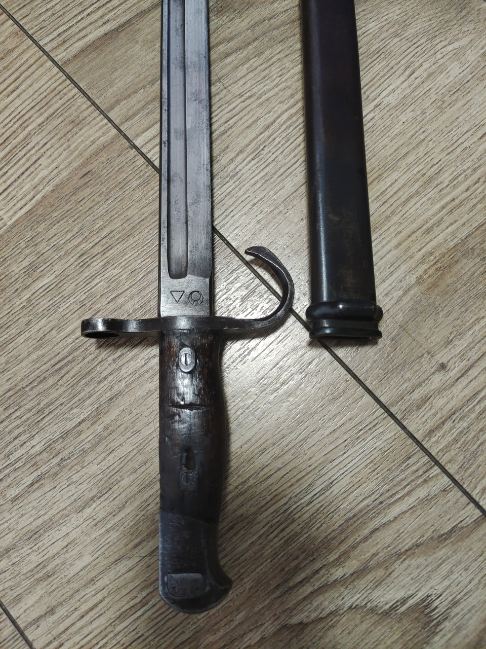 日本明治30年式刺刀,俗称30刺,双标,名古屋兵工厂监制爱知工业生产