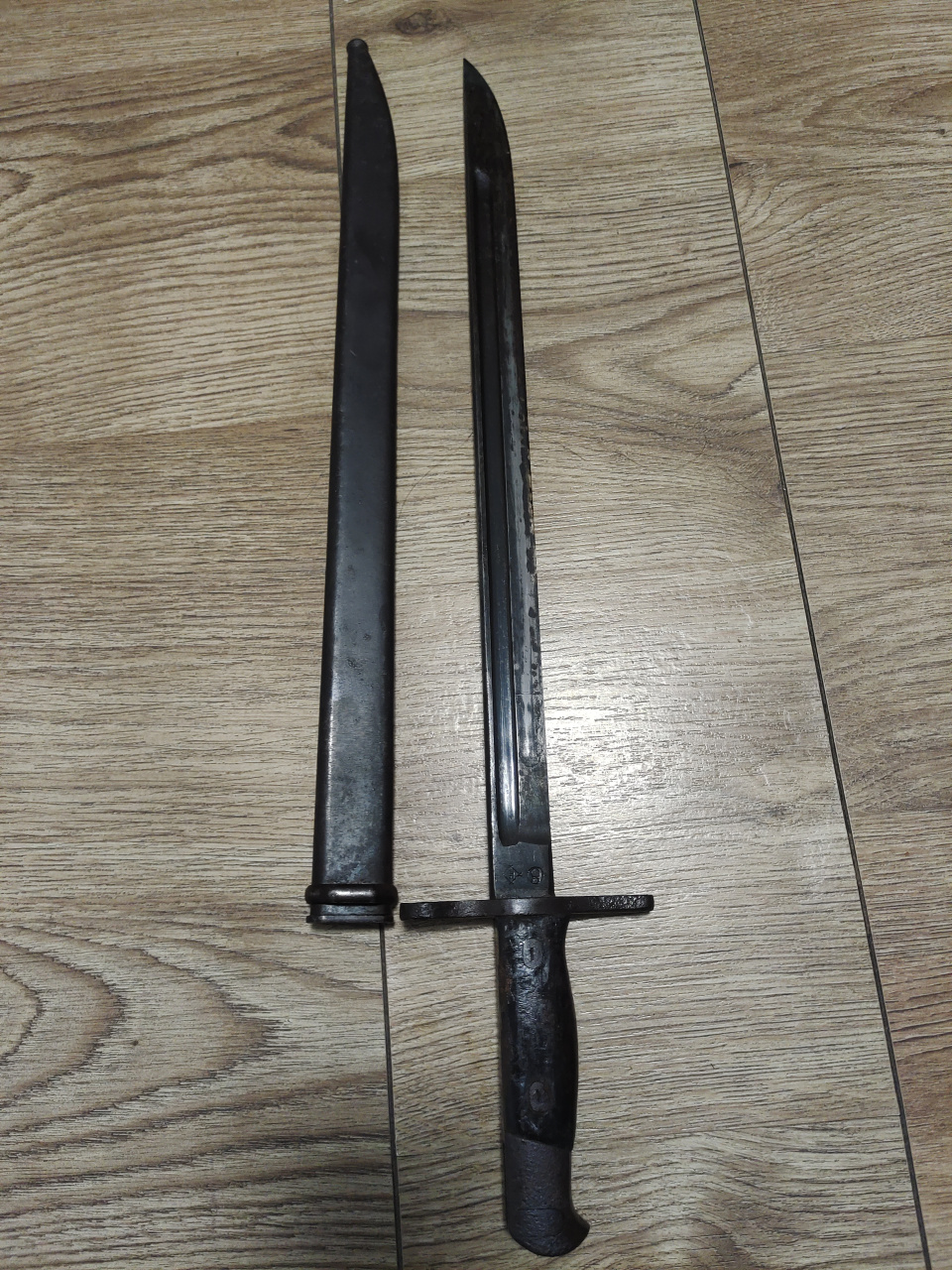 日本明治30年式刺刀,名古屋兵工厂监造,丰田自动公司生产,刀身带有