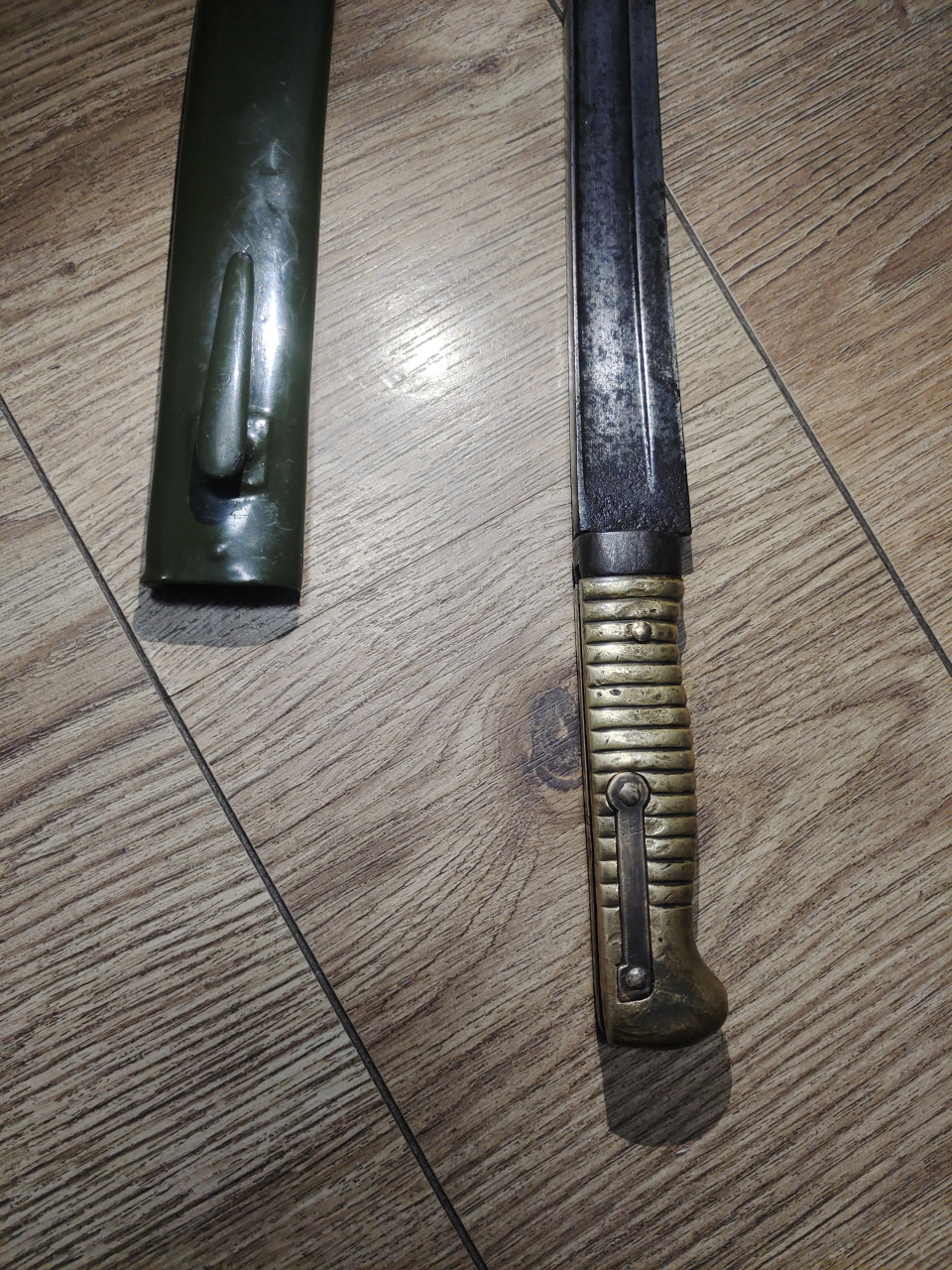 法国1866式刺刀,此把刀铸造于1870年,正值普法战争,由于普鲁士战胜了