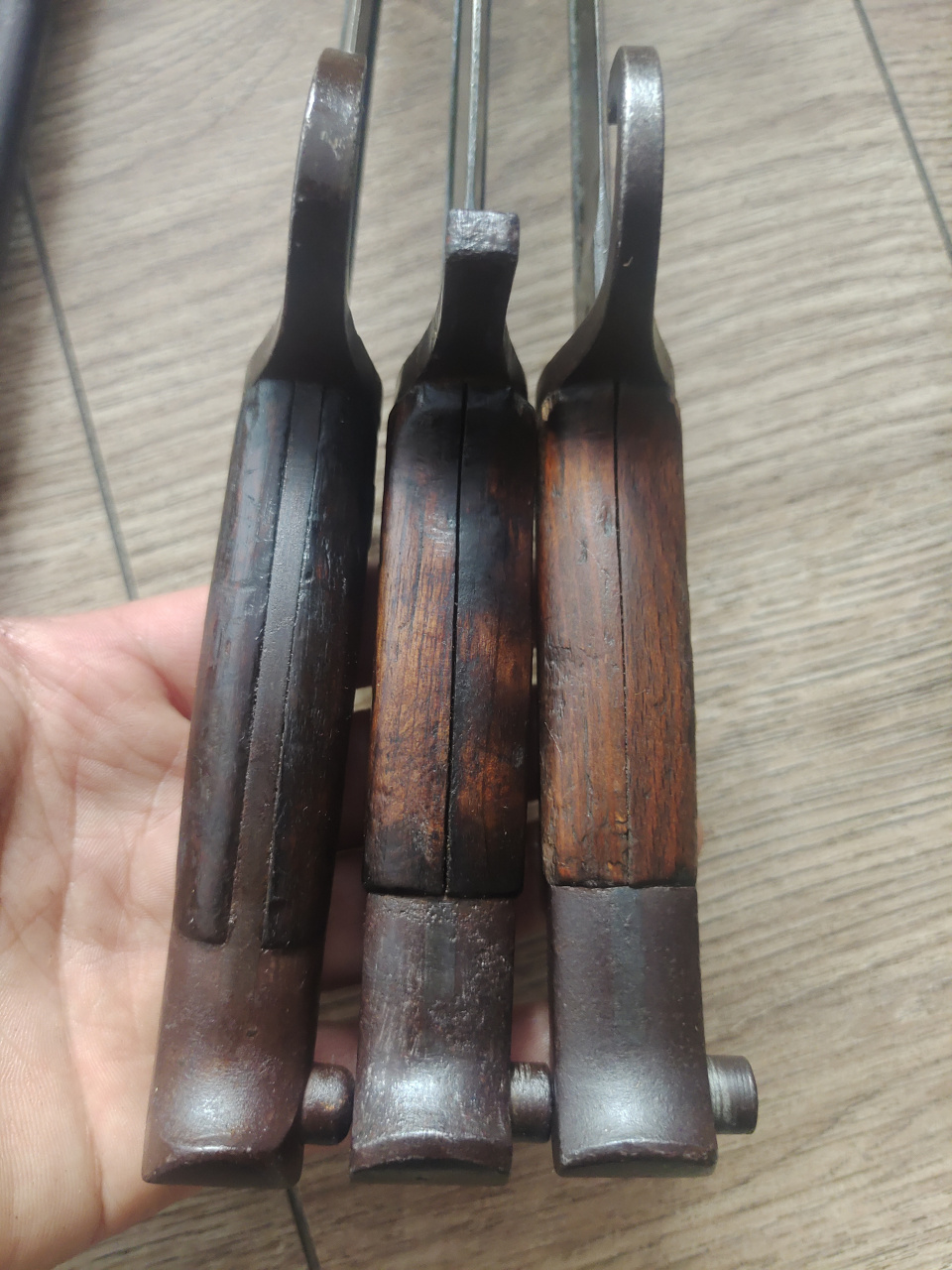 日本明治三十年式刺刀3把.