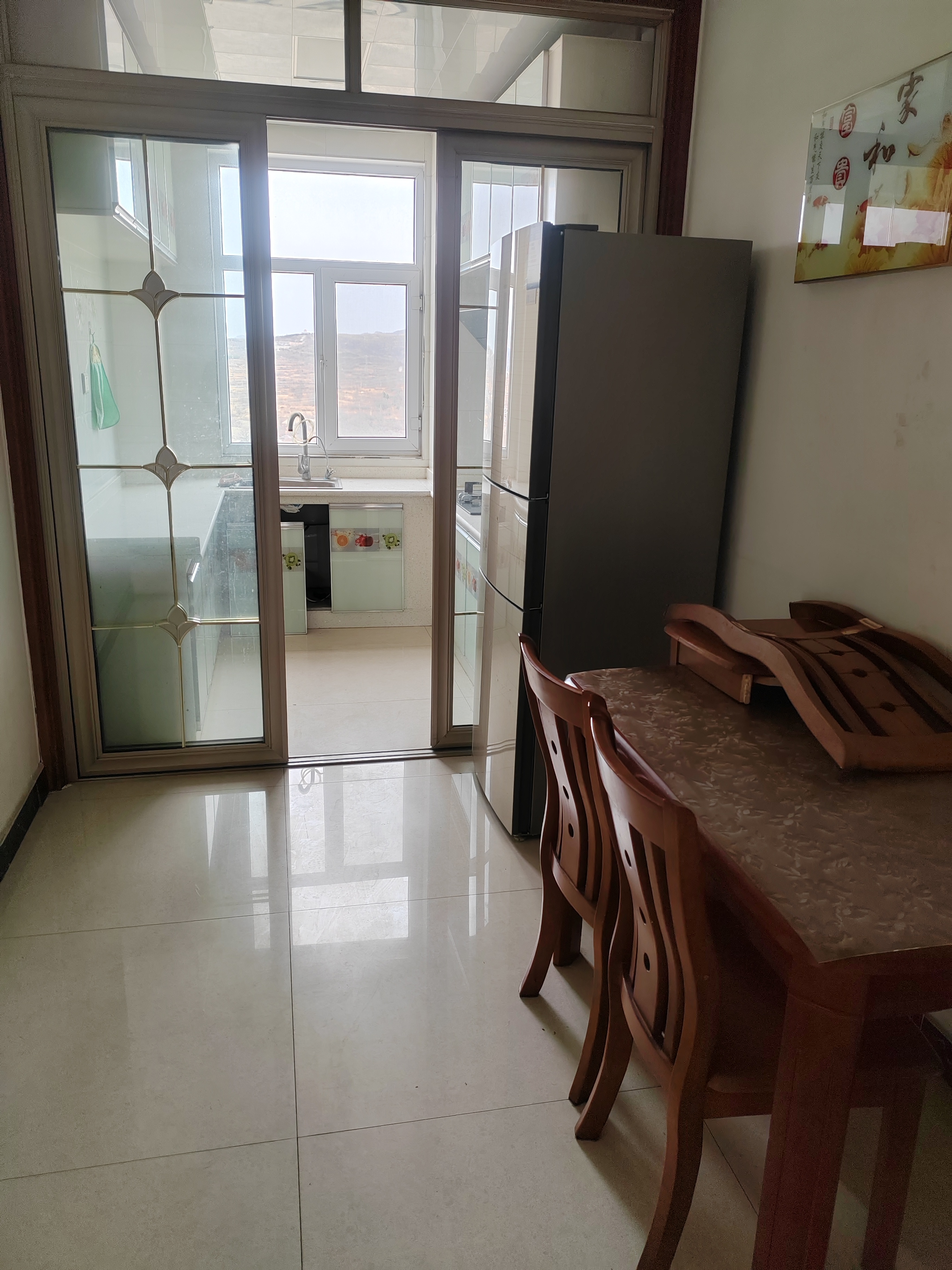 出售富达山庄  报价65可谈 120平  16楼  三室俩厅    装修不错  有