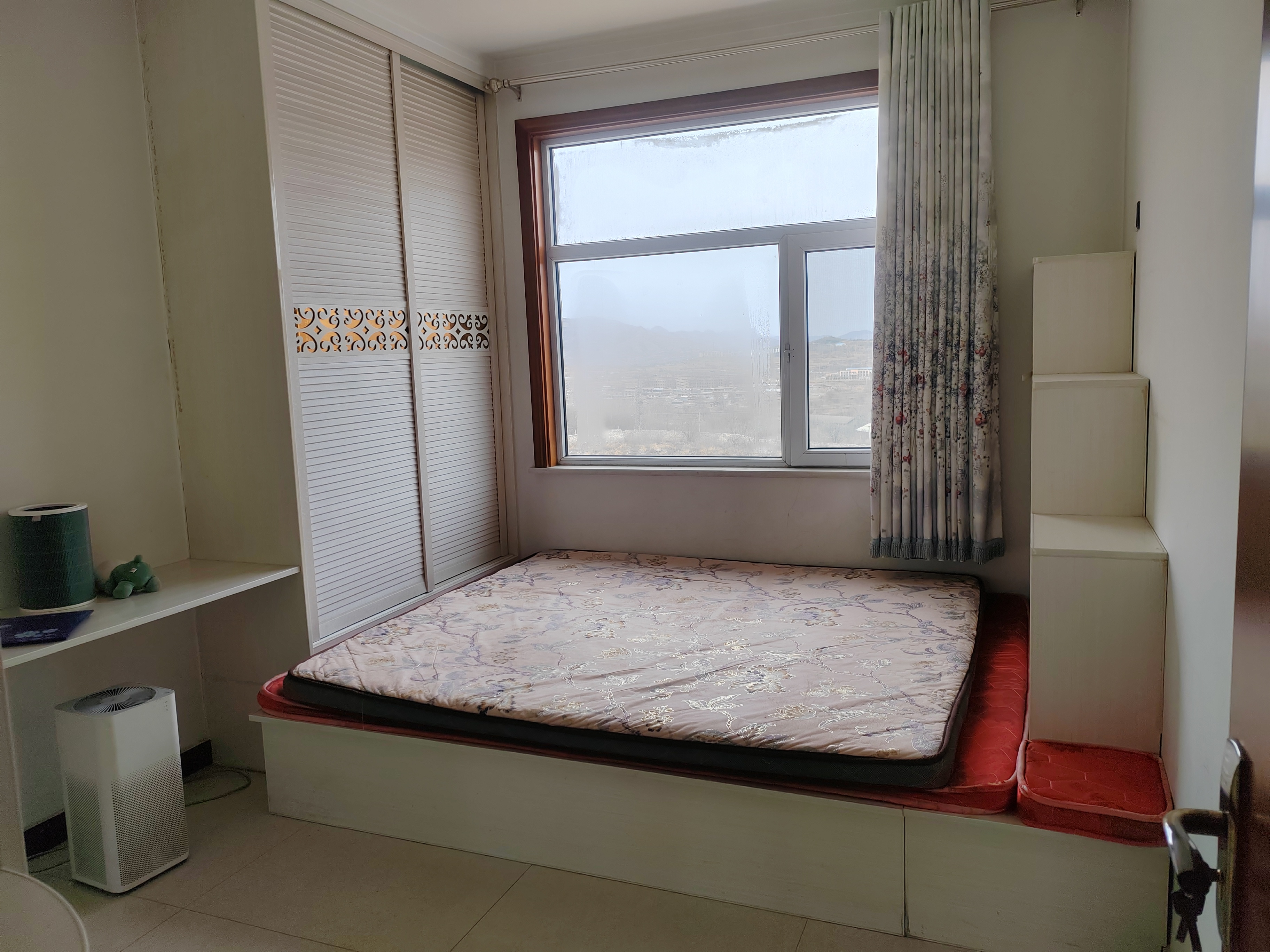 出售富达山庄  报价65可谈 120平  16楼  三室俩厅    装修不错  有房