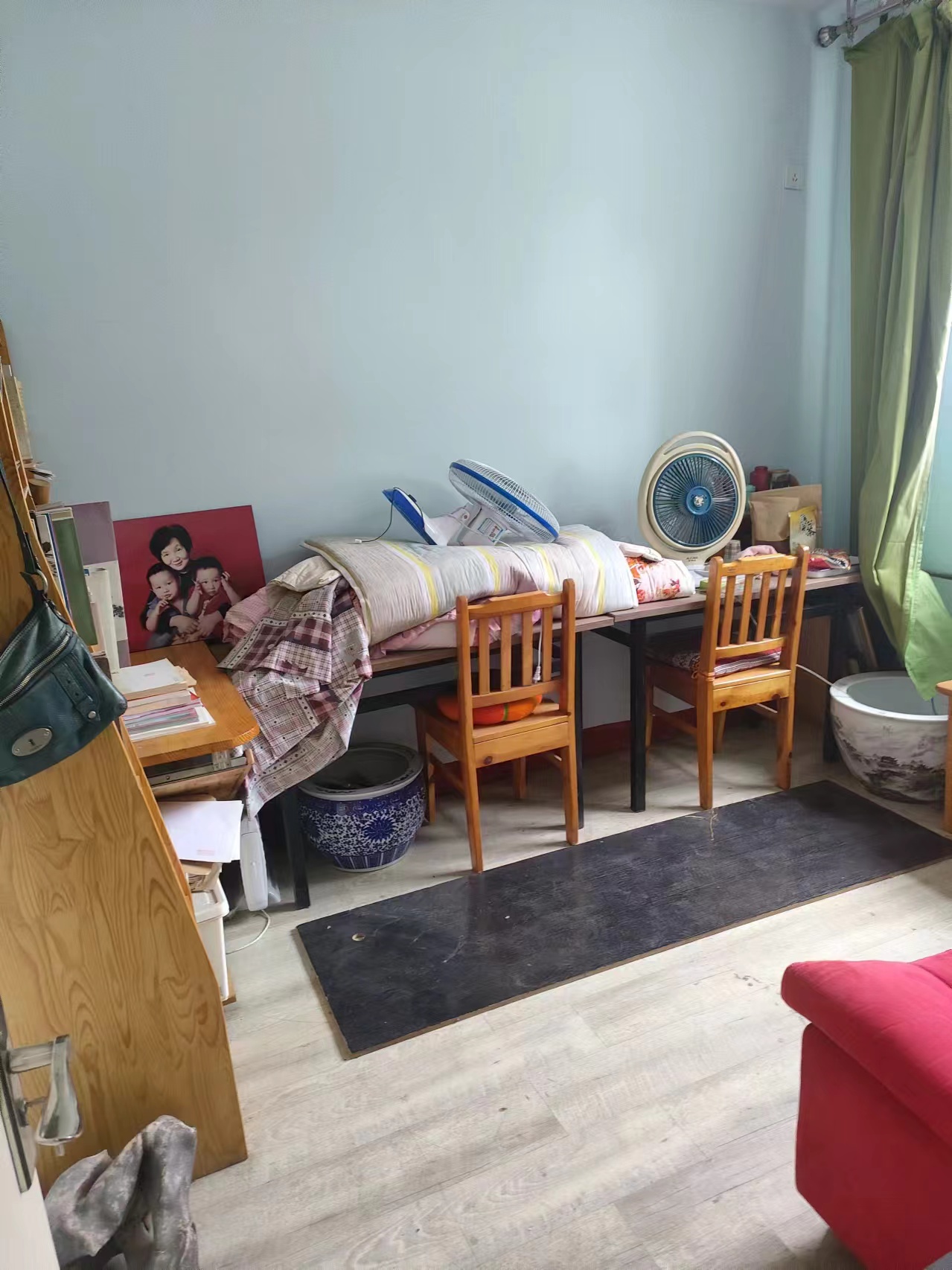 出售井陉微水 富达山庄半坡  黄金三楼 小三室27wan可谈有本