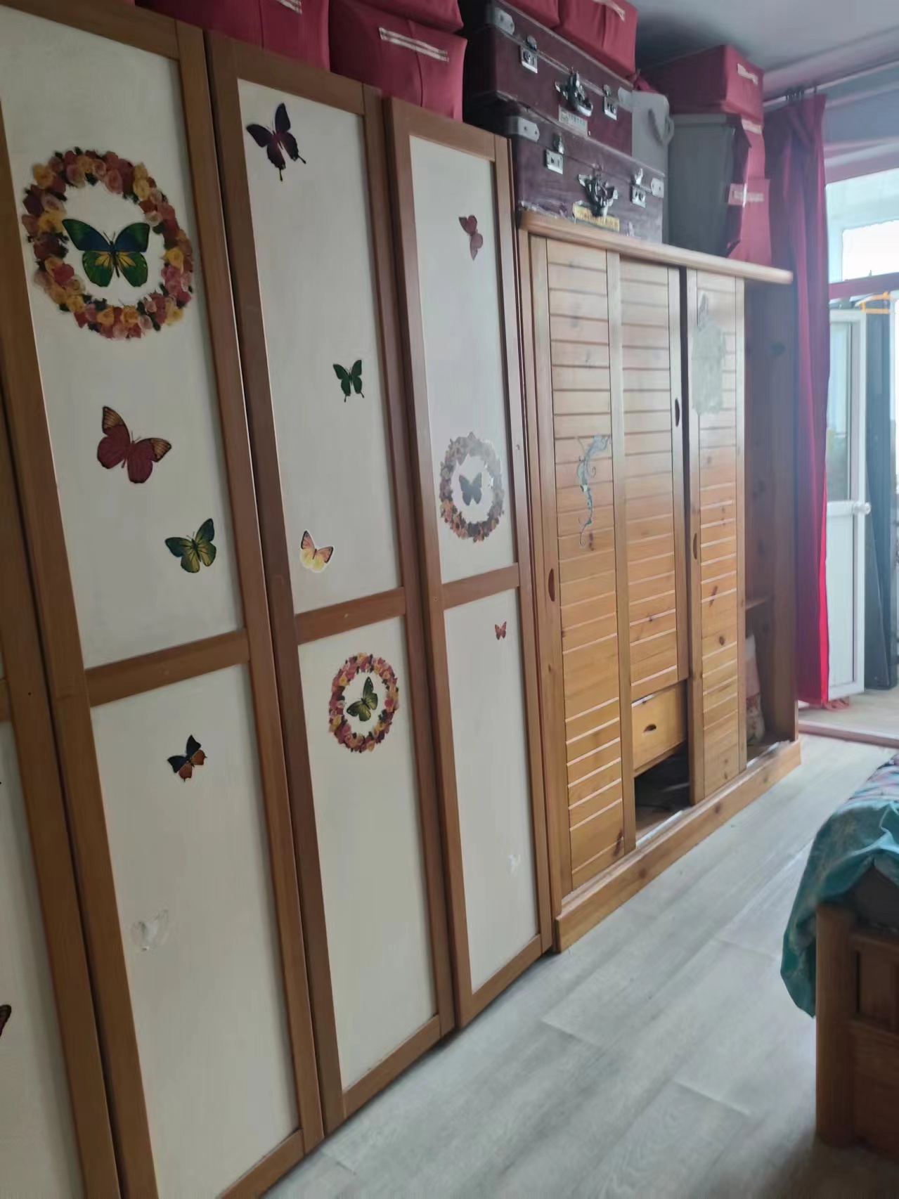 出售井陉微水 富达山庄半坡  黄金三楼 小三室27wan可谈有本