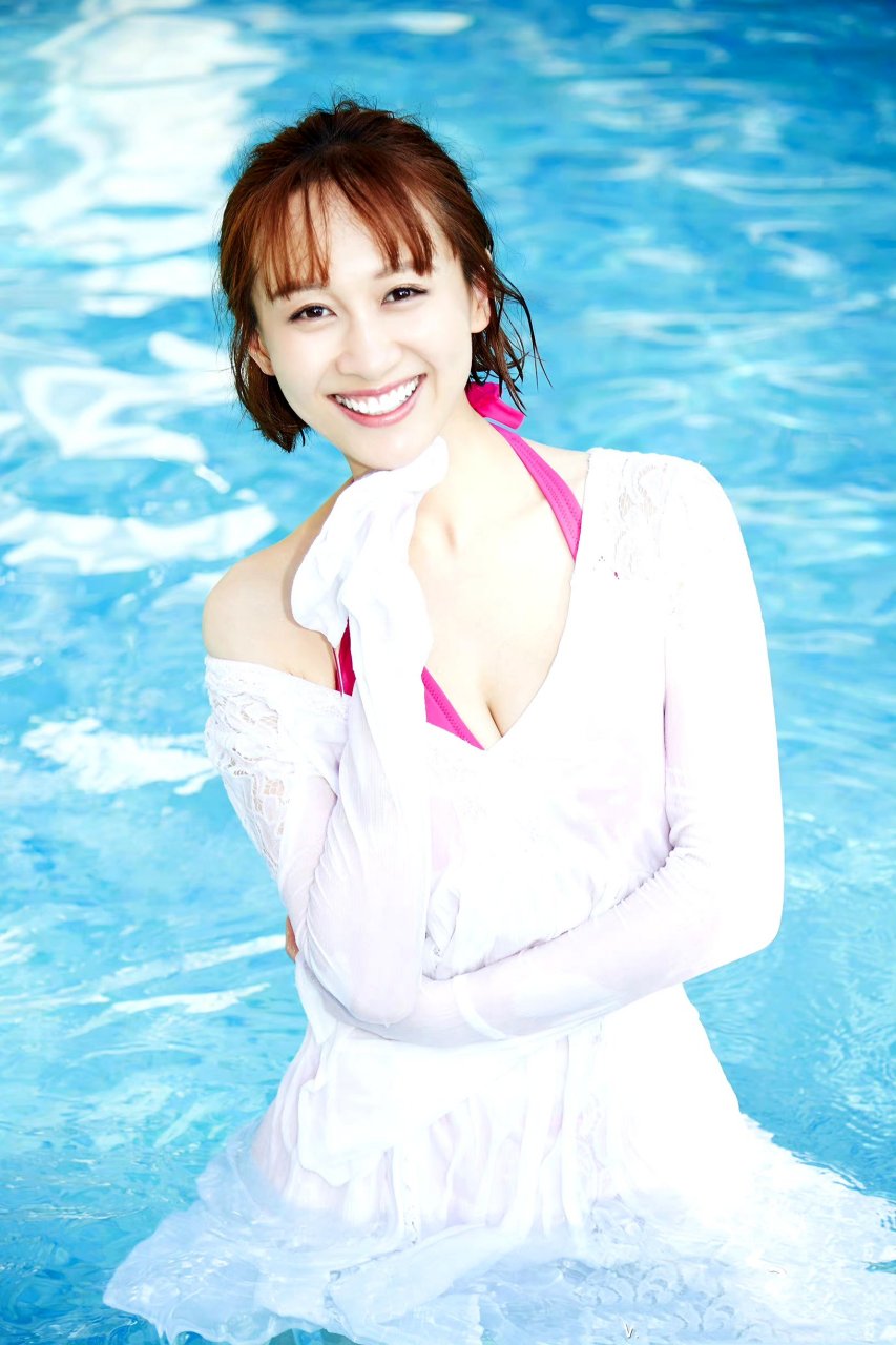 练练练束梅‖泳装写真图集 676767 好凉快