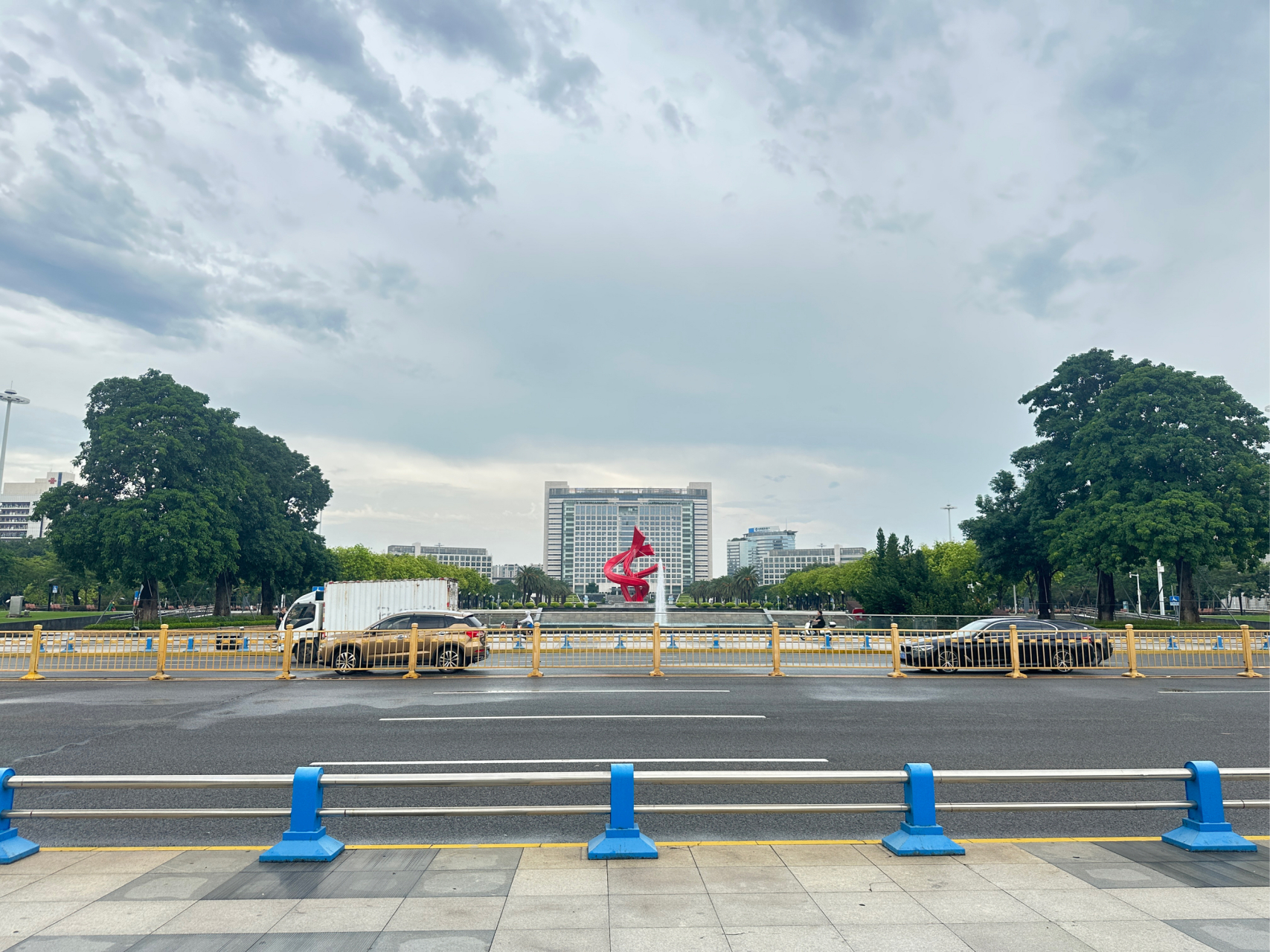 东莞鸿福大厦图片