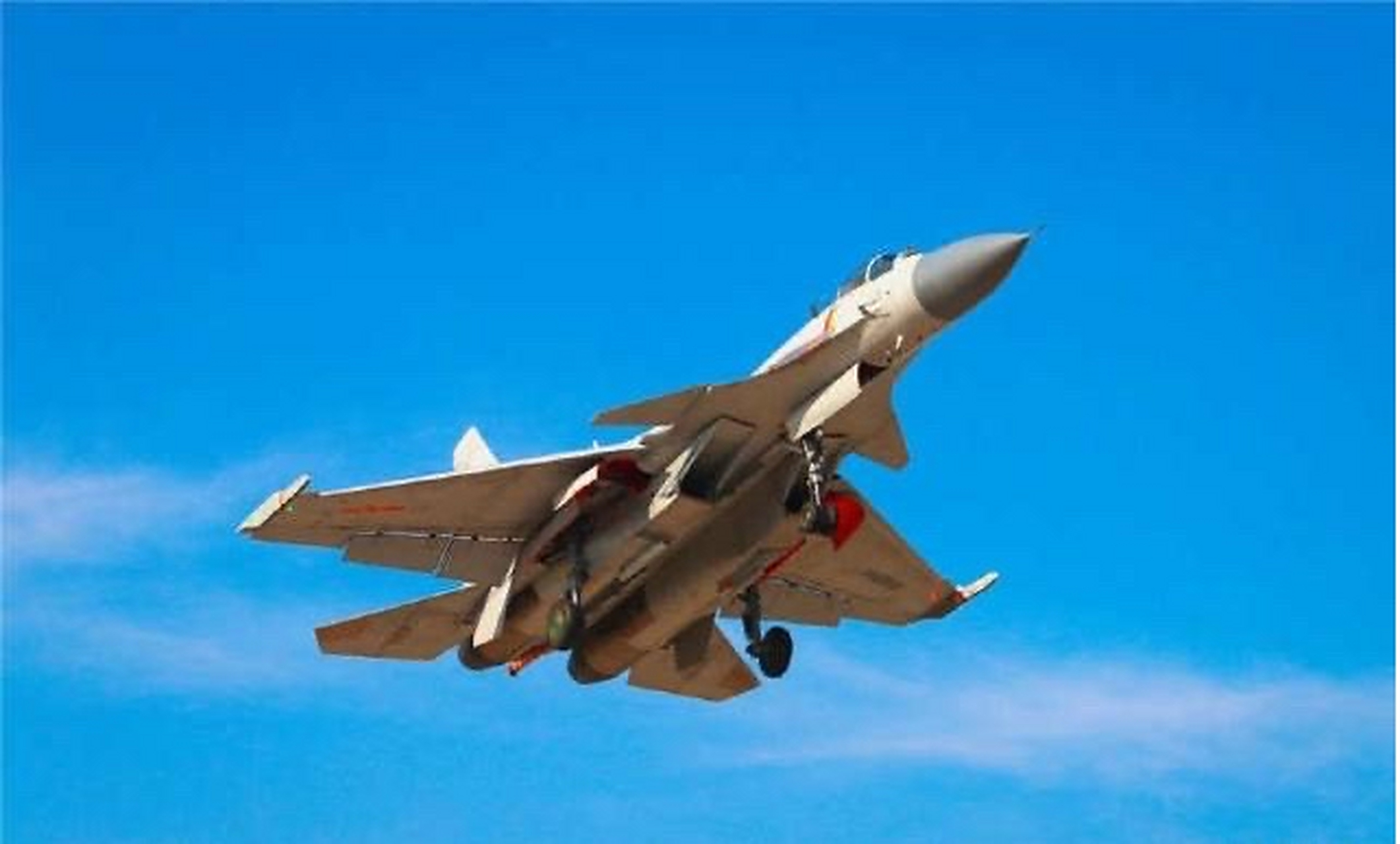 中国空军#  歼15战斗机单座双发舰赛战斗机歼15绰号飞沙,是以国产歼