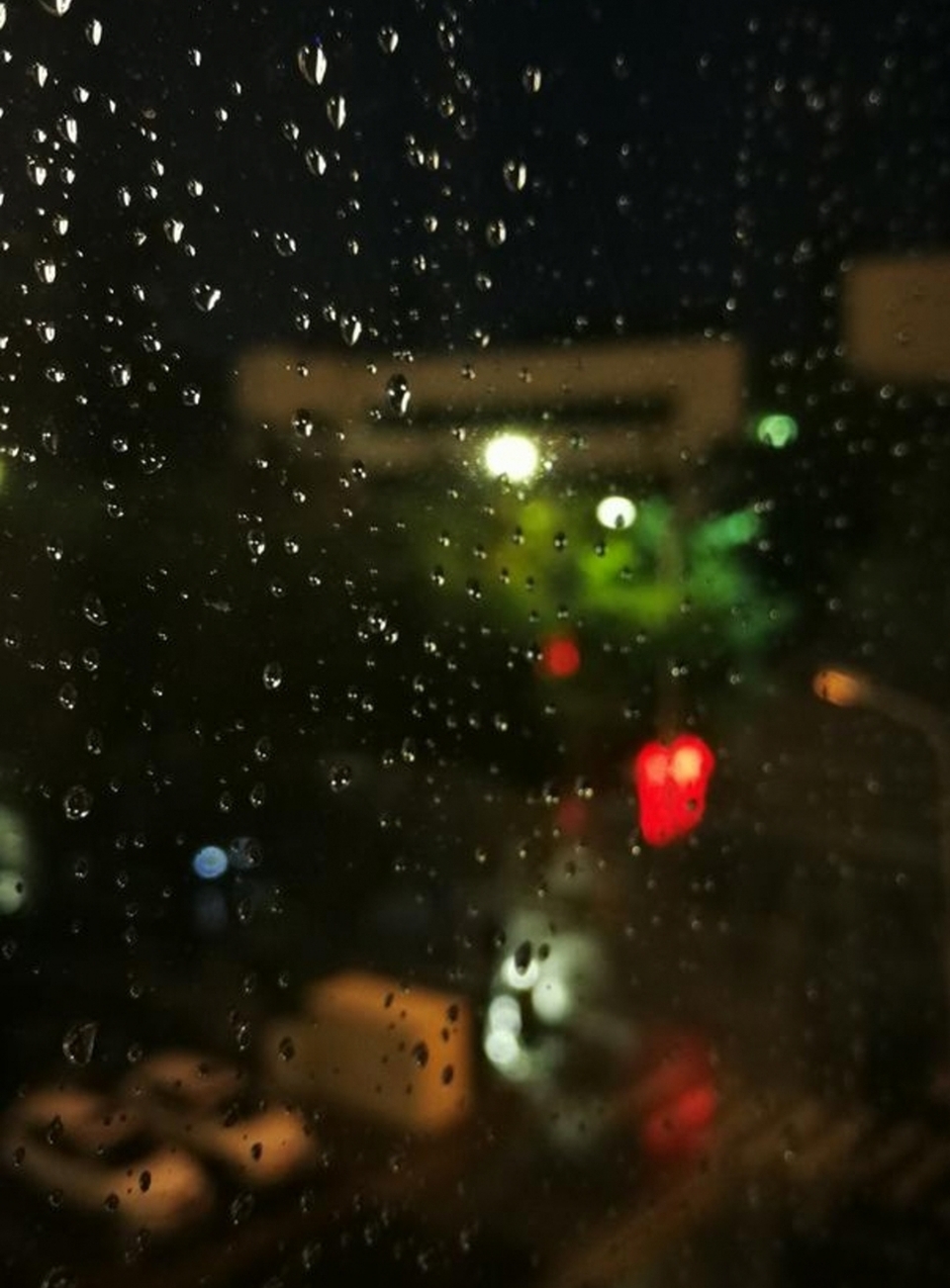 从凌晨2点开始下雨