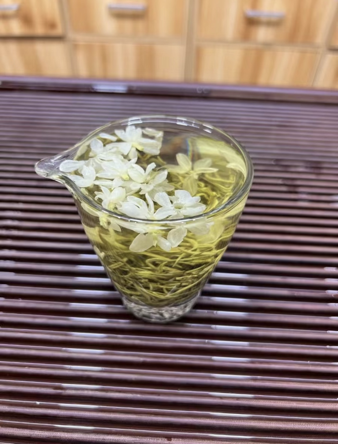 茉莉绿茶,淡雅相宜.