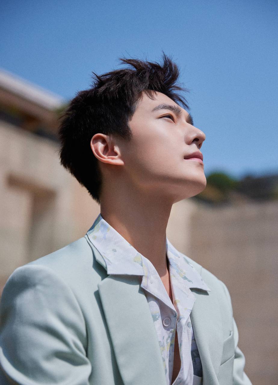 杨紫家在粉圈的口碑真的挺差的,这点是事实,否则也不会出什么事都是