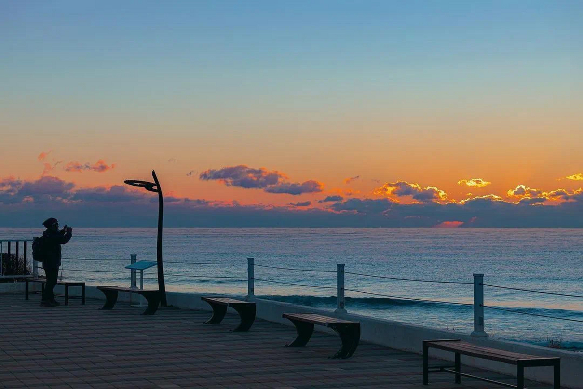 海鸣威,吴琼《老人与海》[flac/mp 海鸣威,吴琼《老人与海》[flac/mp3