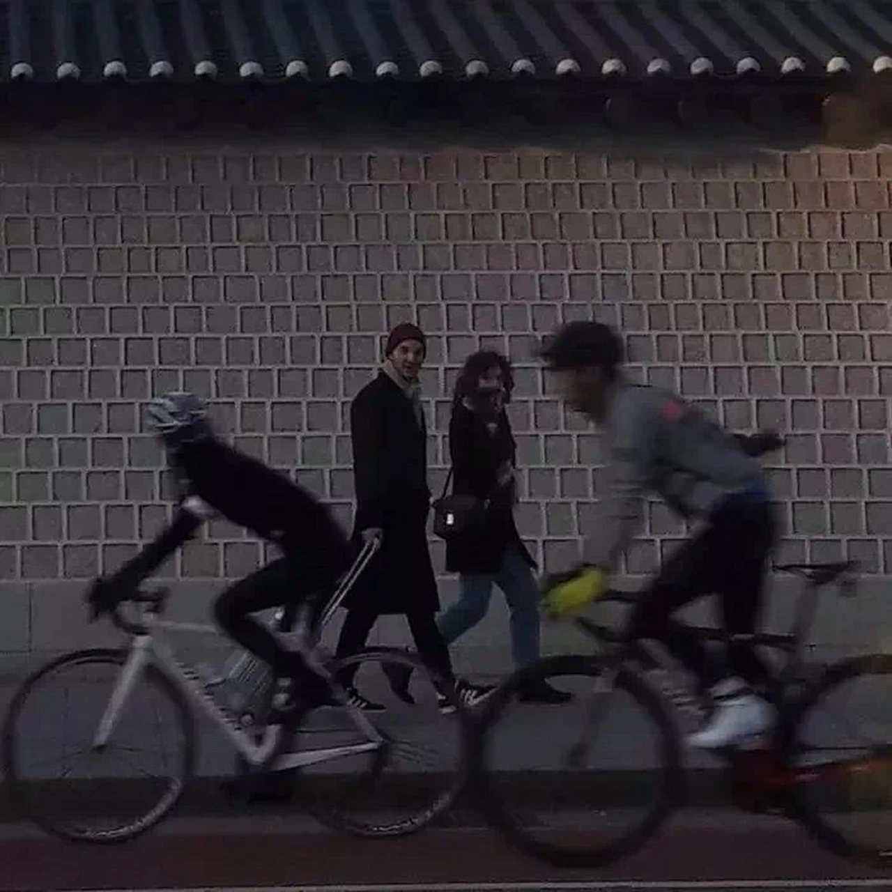 鹏鹏音乐,思佳,王雨晴,洛夕《是我不再重要 (dj完整版)》[flac/mp3