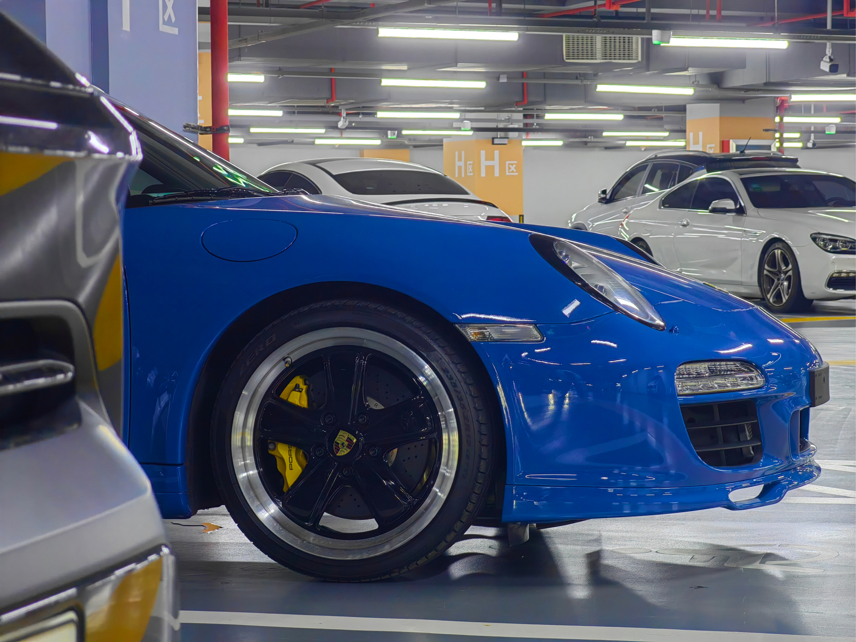 限量356台的保时捷911speedster,虽然年纪不小,风采依旧[赞同]