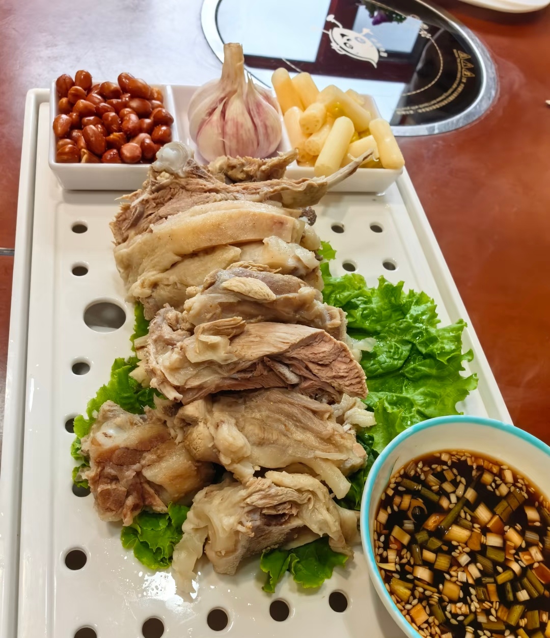宁夏十大金牌小吃图片大全 - 宁夏十大经典名菜,用手抓着吃