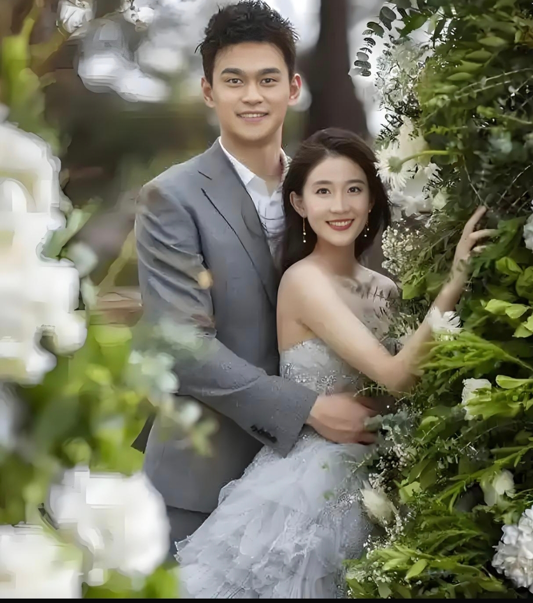 72米,为前艺术体操运动员,二人于2023年7月成婚