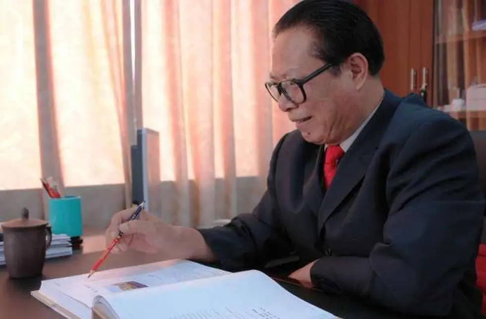 特型演员卯秋民 板桥书画院名誉院长