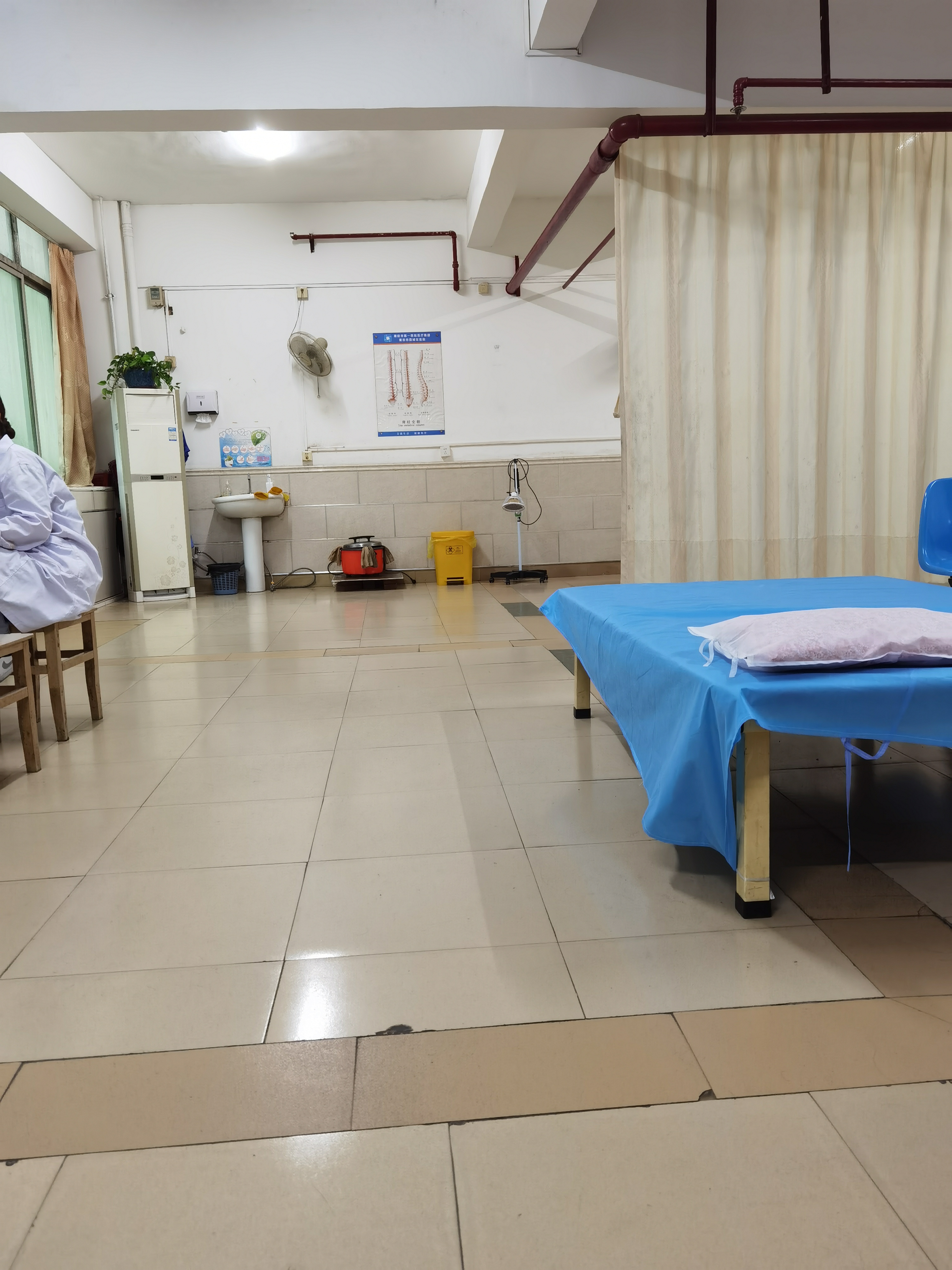 别人的五一不是在旅游,要么就在旅游的路上,而我却在医院