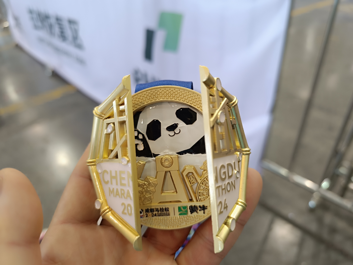 到女为止成都是我跑马 最舒服的一次,跑完没有疲劳感.反正很舒服 !