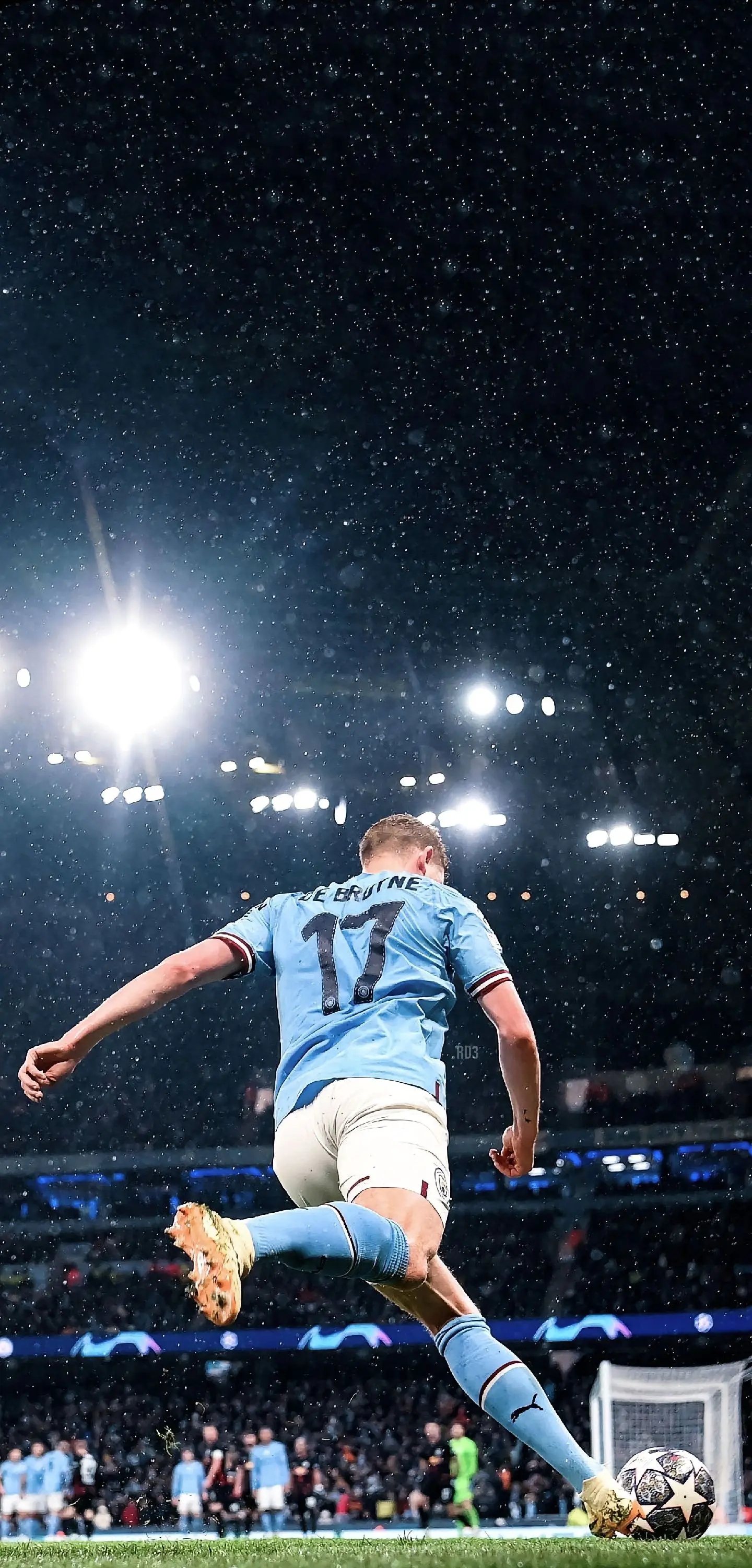 德布劳内:比利时指挥官的足球视野👀⚽  在足球的绿茵场上,有这样