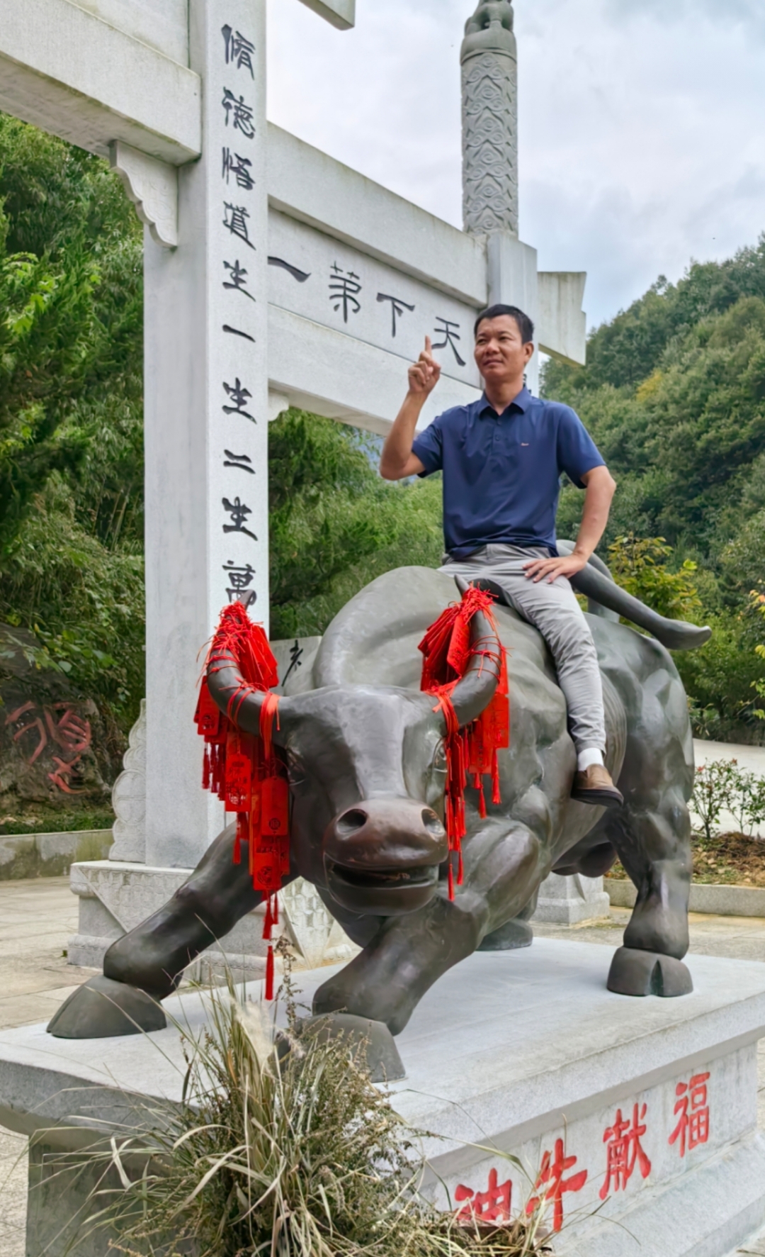 讲什么流量为王,能赚到钱就是本事, 实则害了很多人,成就了少数人