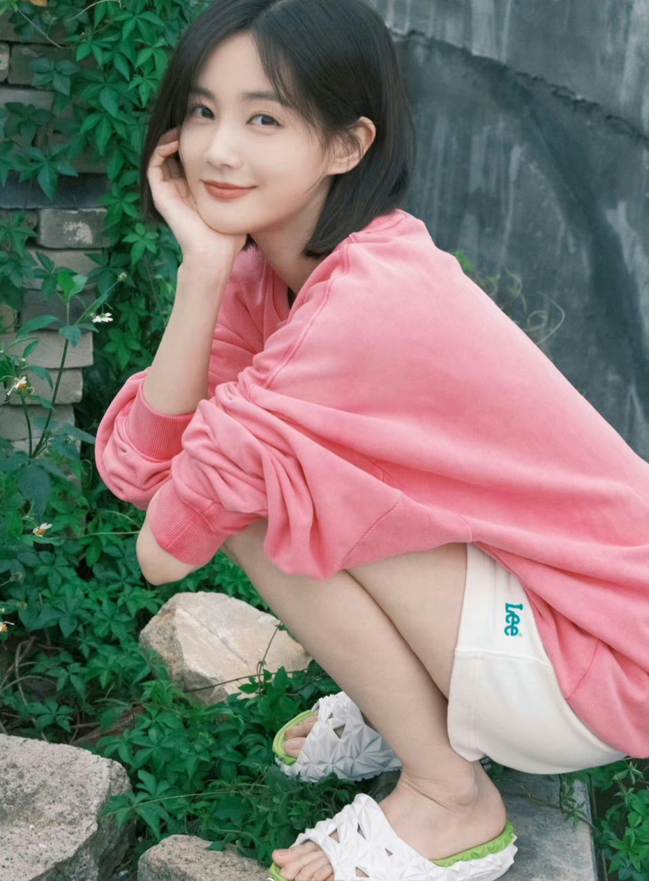 李一桐真实长相照