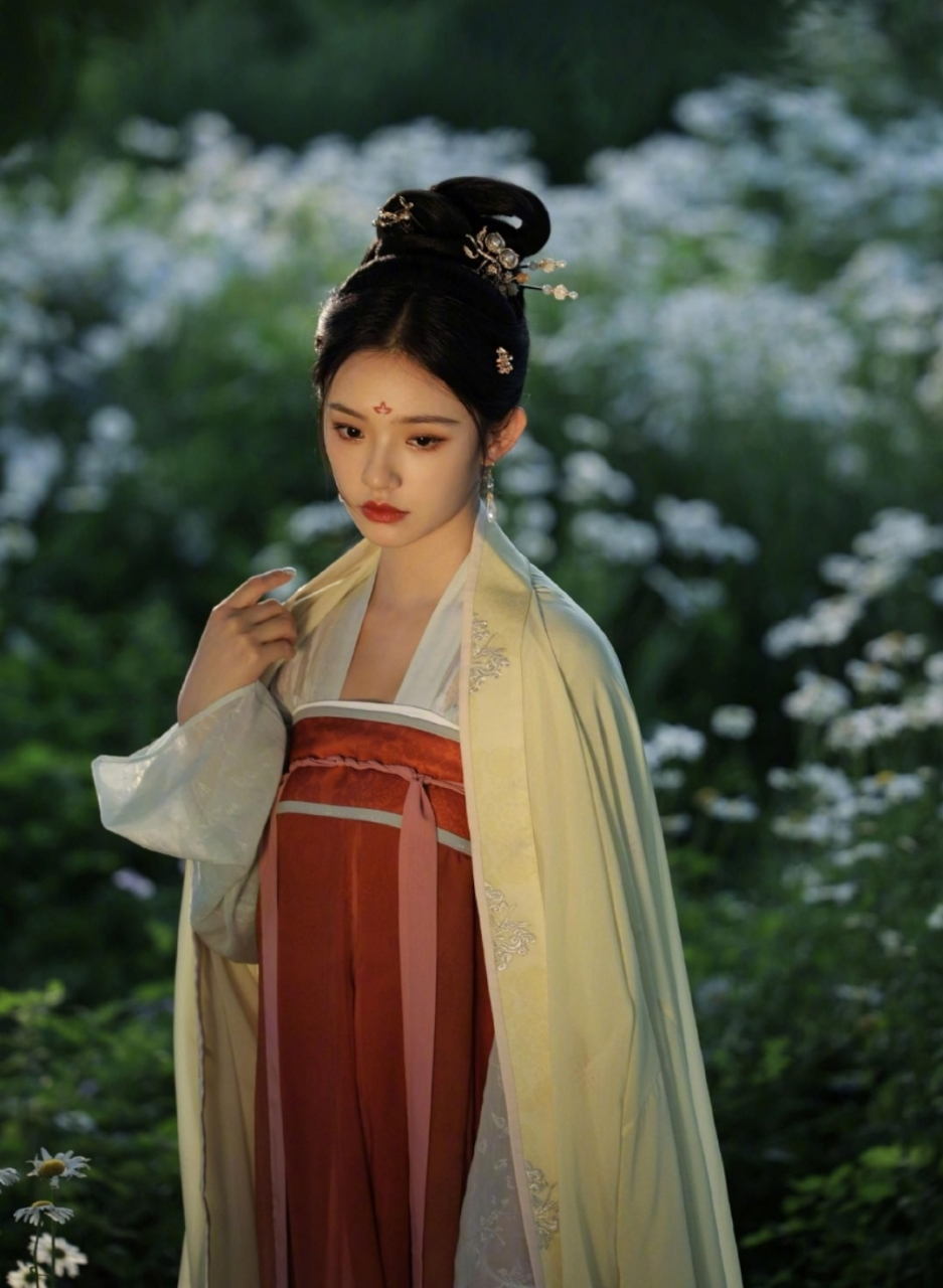 林允花间古装大片,轻纱摇曳仿佛仙女下凡,爱了爱了!