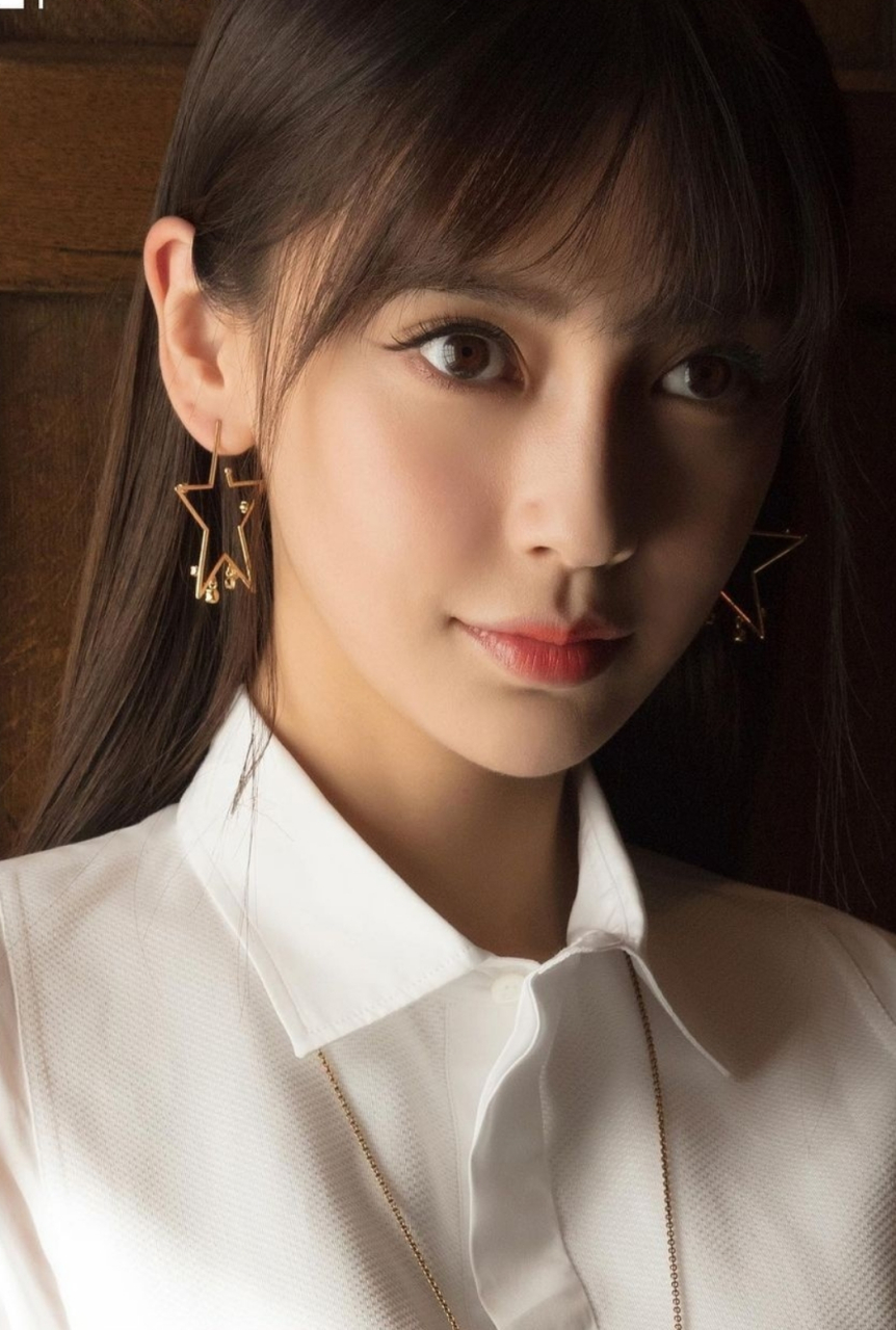 杨颖刘海发型好清纯呀,和以前妖艳性感风格简直是截然相反!