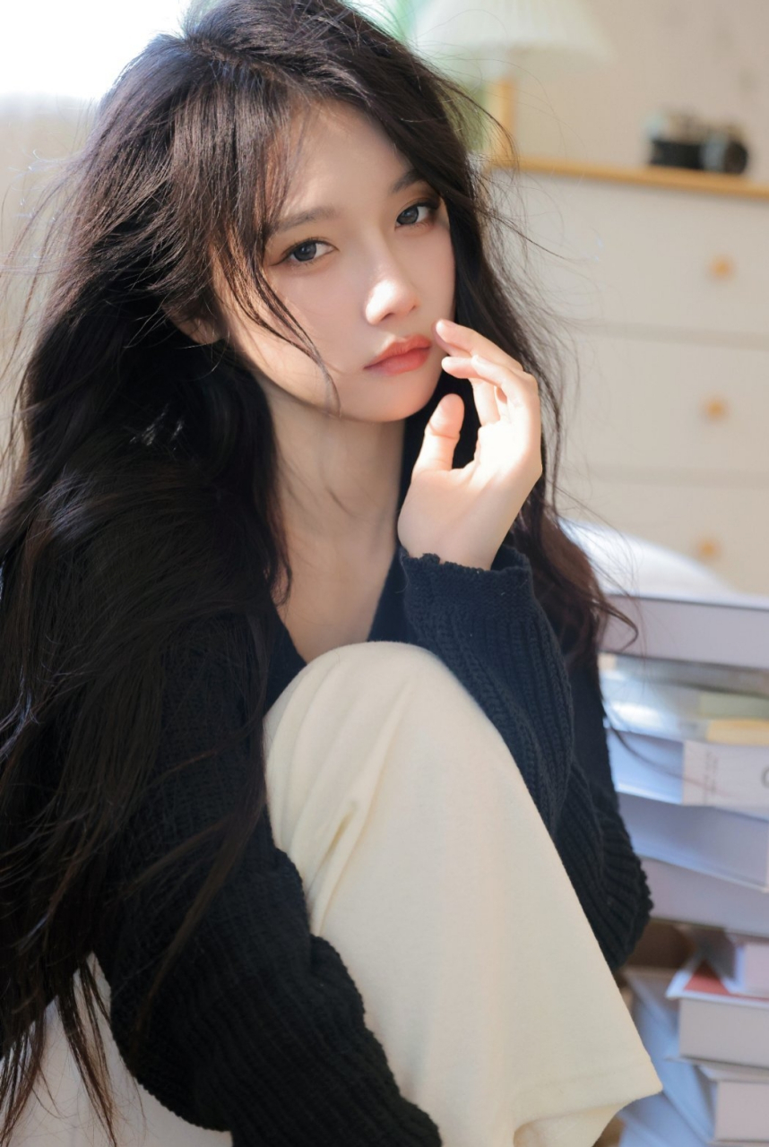 宋昕冉这神态与颜值堪称纯欲天花板,比那些网红还诱人,太迷人了!