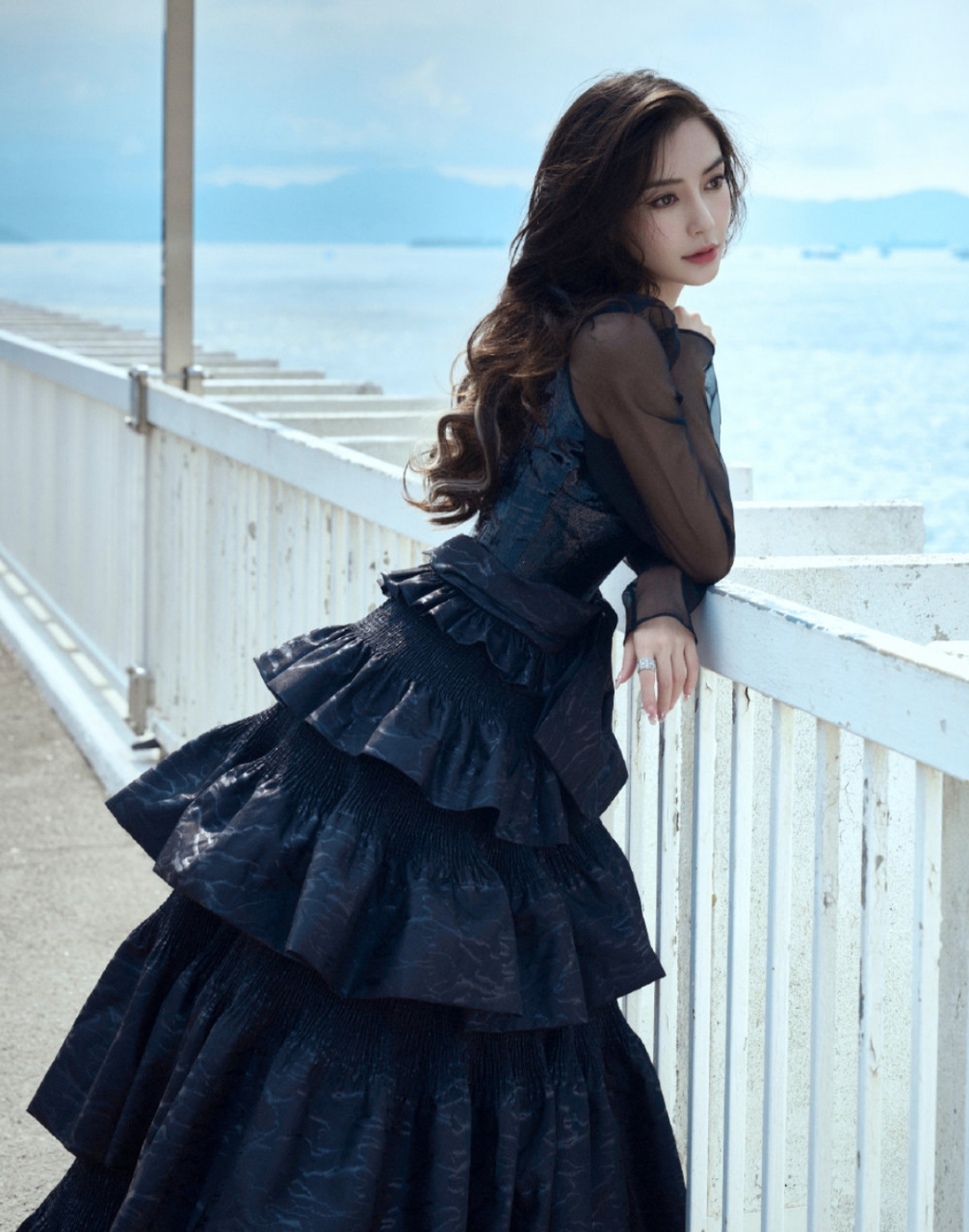 anglebaby黑色纱裙写真,高贵优雅魅力四射,太迷人了