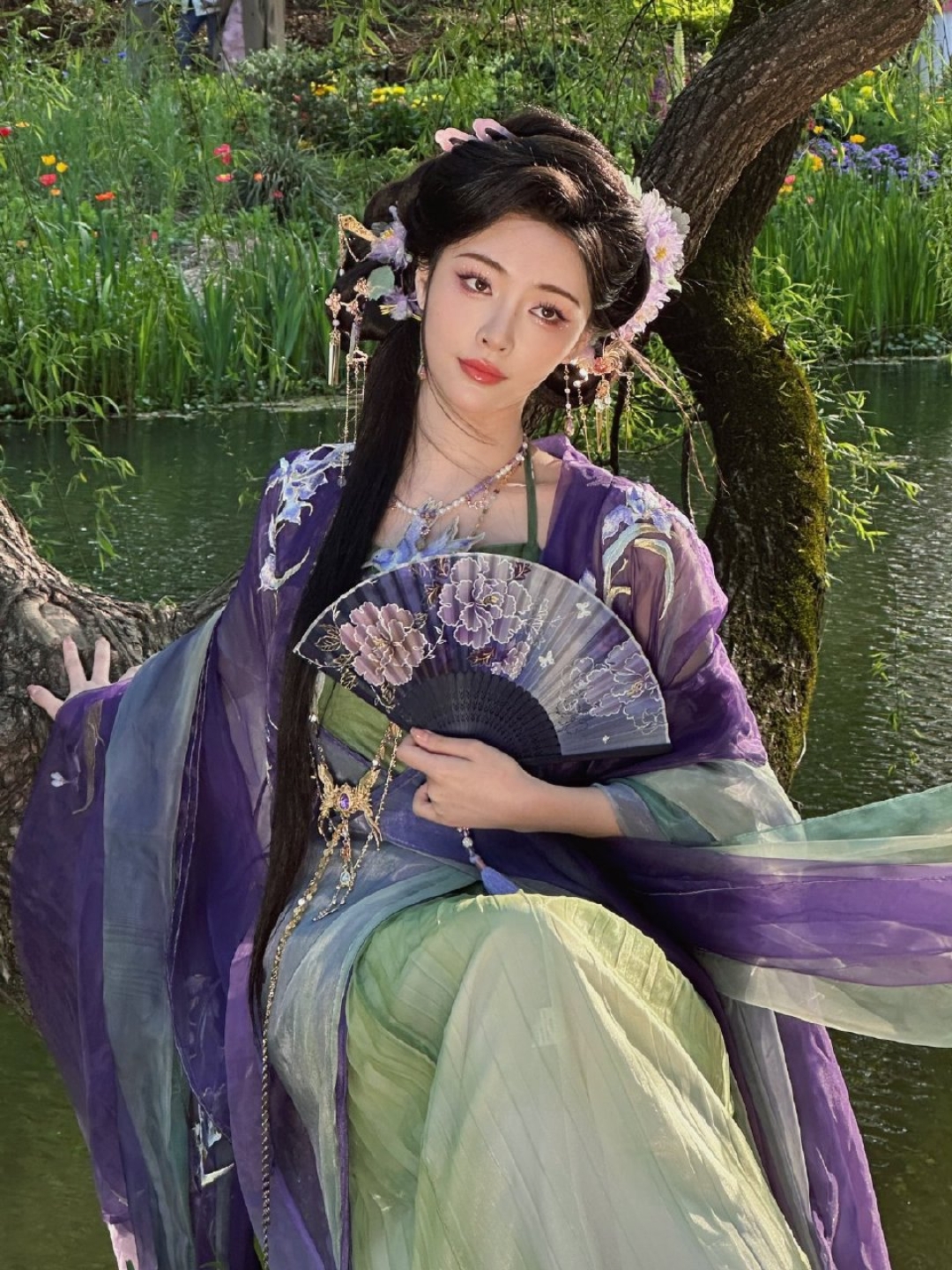 许佳琪古装妆扮大赏,这身段与颜值太迷人了,让人心动!