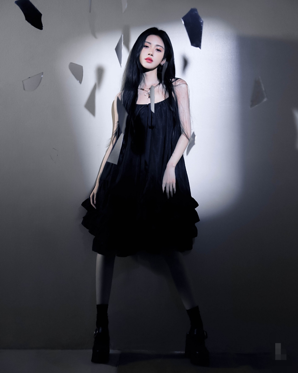 鞠婧祎黑色连衣裙美照大赏,清纯颜值让人沉醉,美爆了!