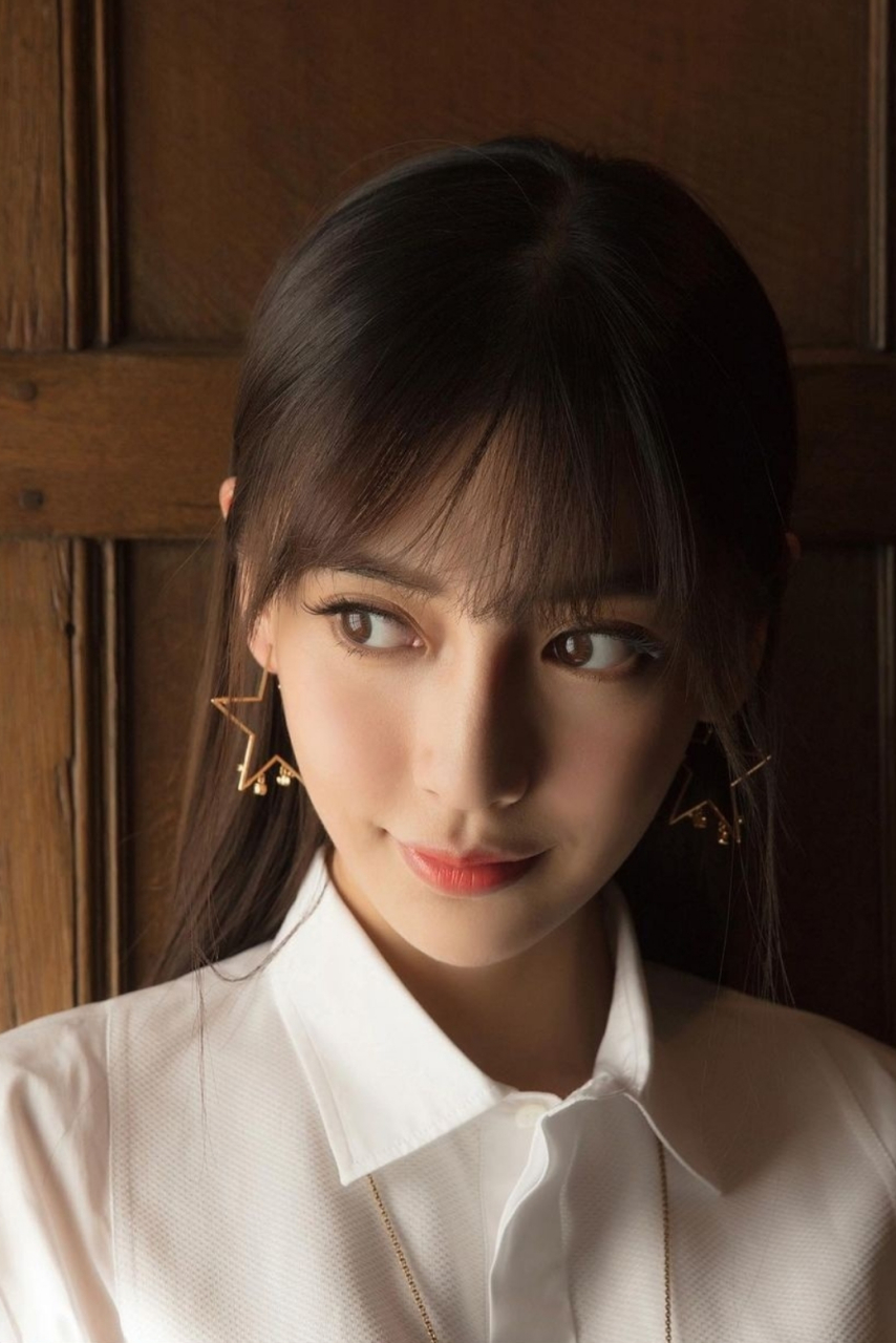 杨颖刘海发型好清纯呀,和以前妖艳性感风格简直是截然相反!