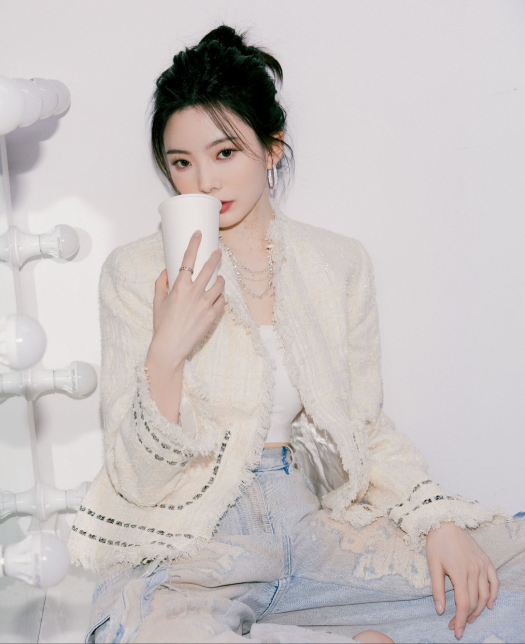 陈卓璇玉足高跟写真,这么诱人的小脚丫世间少有!