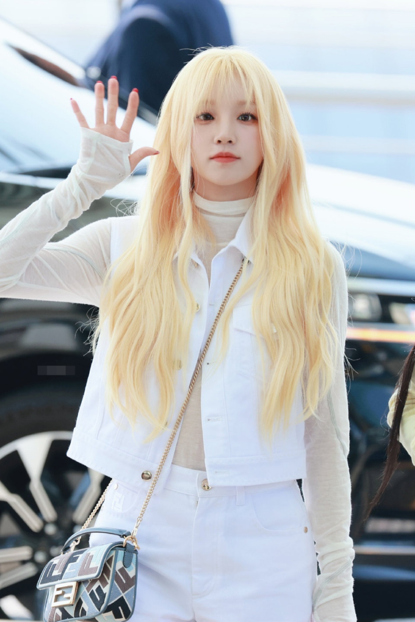 宋雨琦黄色发型太迷人了,甜美可爱看的人心动不已!#春日热点挑战赛