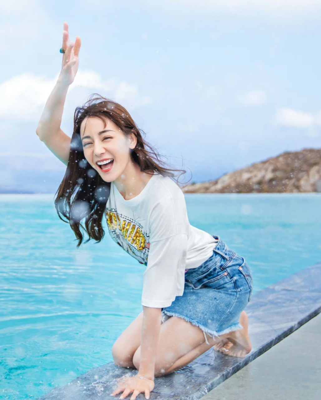 很多人说迪丽热巴鼻子怎么怎么样,但不可否认异域风情美热巴独一份!